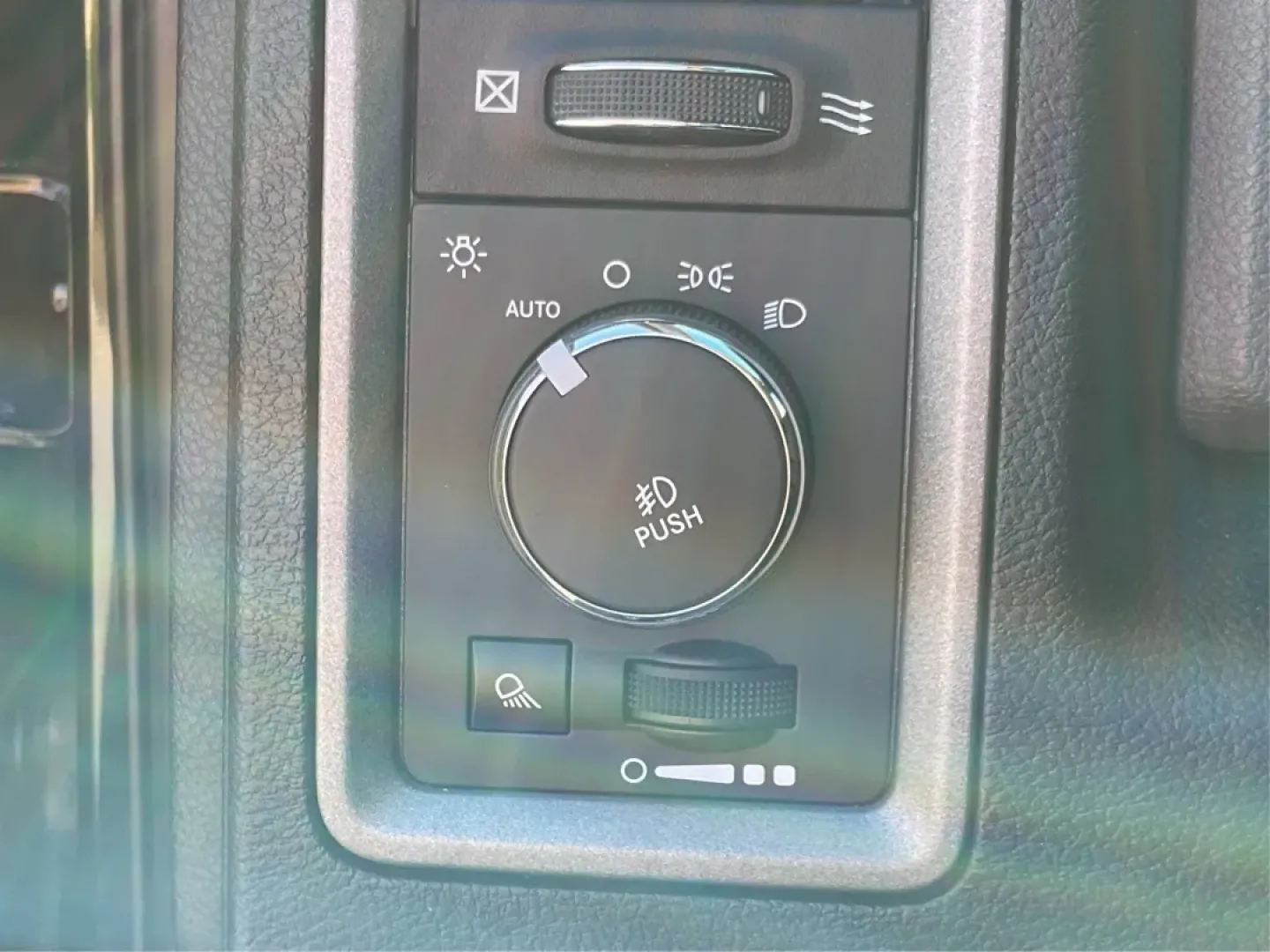2015 Ram 1500 Express (1C6RR7FTXFS) with an Other engine, located at 1184 Kauffman Ave, Fairborn, OH, 45324, (937) 908-9800, 39.807072, -84.030914 - Are you ready to take your adventures to the next level? Whether you're a growing family looking for a reliable vehicle for road trips, a commuter seeking comfort for daily drives, or an outdoor enthusiast needing a rugged companion for off-road excursions, the 2015 Ram 1500 Express Quad Cab is pois - Photo#16