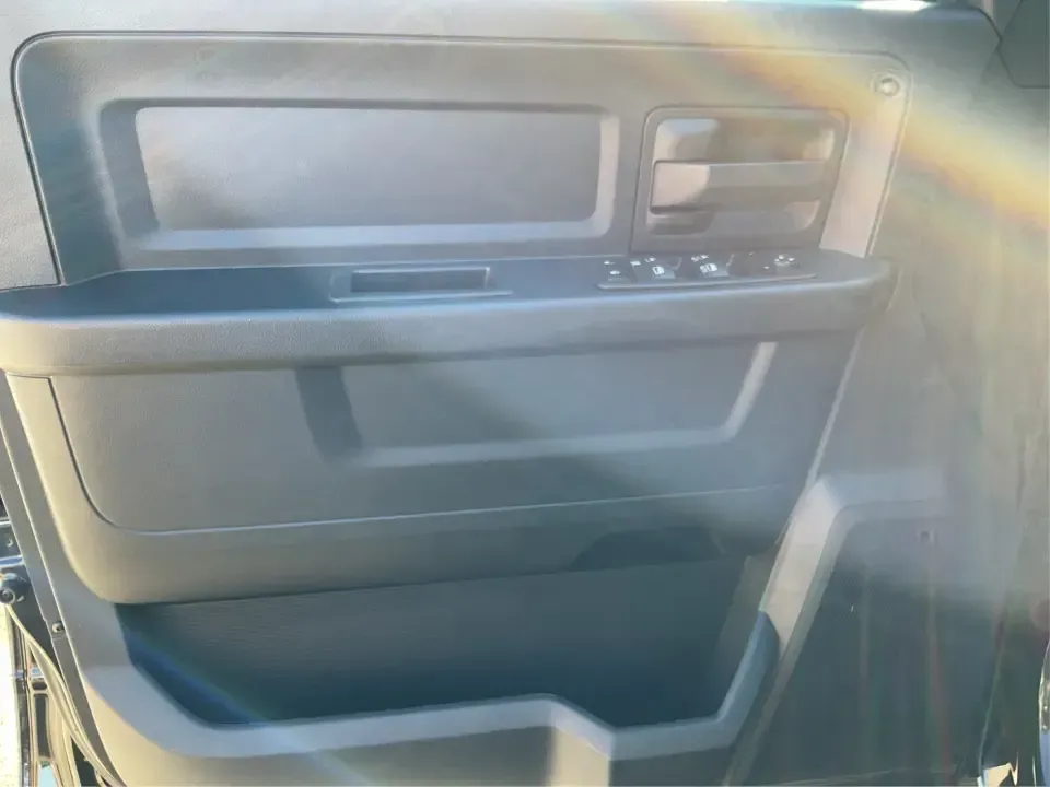 2015 Ram 1500 Express (1C6RR7FTXFS) with an 5.7L V8 OHV 16V engine, 6-Speed Automatic transmission, located at 8750 N County Rd 25A, Piqua, OH, 45356, (937) 908-9800, 40.164391, -84.232513 - Are you ready to take your adventures to the next level? Whether you're a growing family looking for a reliable vehicle for road trips, a commuter seeking comfort for daily drives, or an outdoor enthusiast needing a rugged companion for off-road excursions, the 2015 Ram 1500 Express Quad Cab is pois - Photo#17