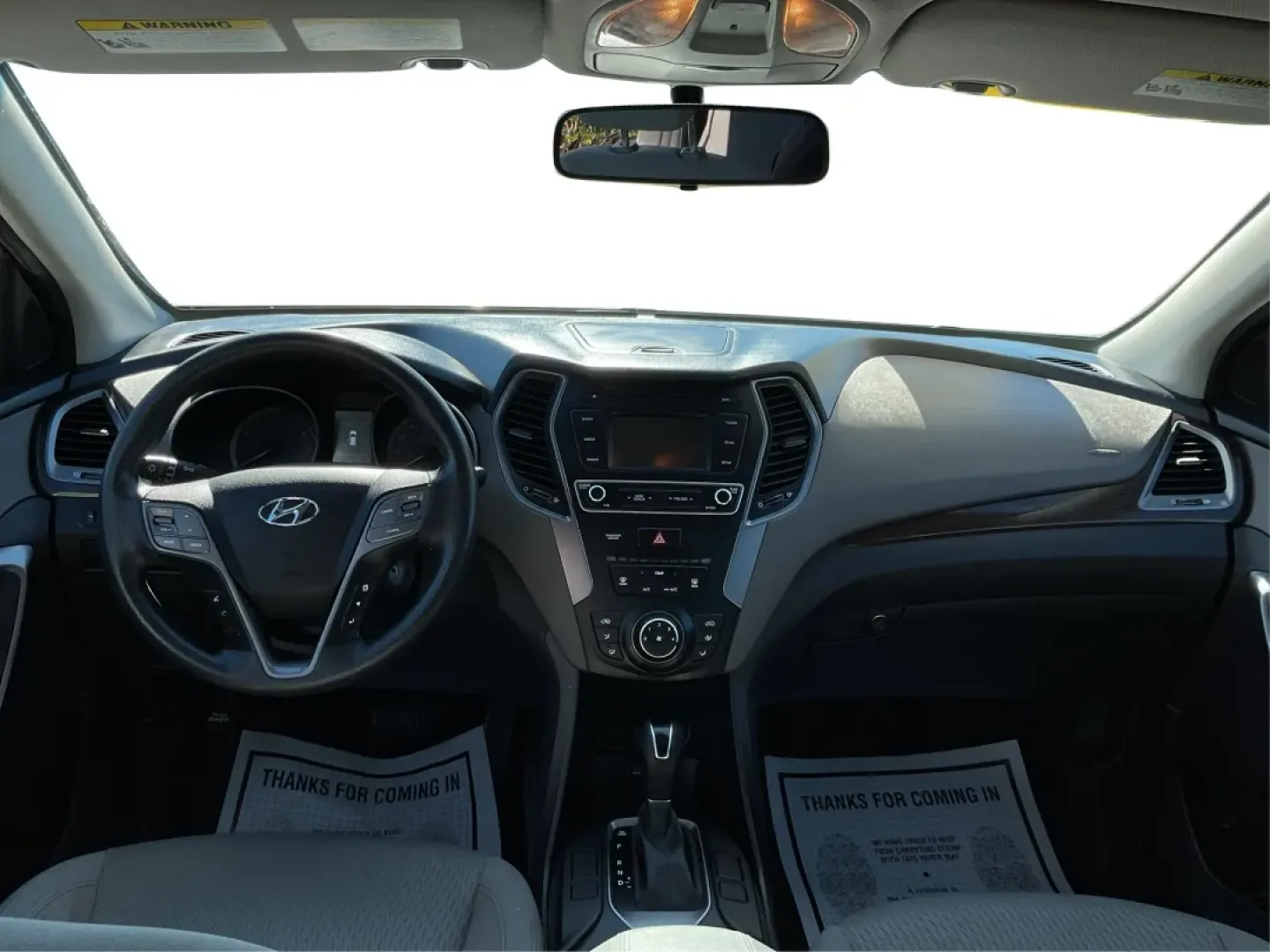 2018 Hyundai Santa Fe 2.4L (5XYZT3LB6JG) with an Theta II 2.4L I-4 gasoline direct injection engine, located at 4508 South Dixie Dr, Moraine, OH, 45439, (937) 908-9800, 39.689976, -84.218452 - Elevate your family adventures and daily commutes with the remarkable 2018 Hyundai Santa Fe, now available at Advantage Car and Credit - Moraine. This SUV is designed to seamlessly fit into your lifestyle, whether you're navigating busy streets, embarking on weekend getaways, or tackling the challen - Photo#19