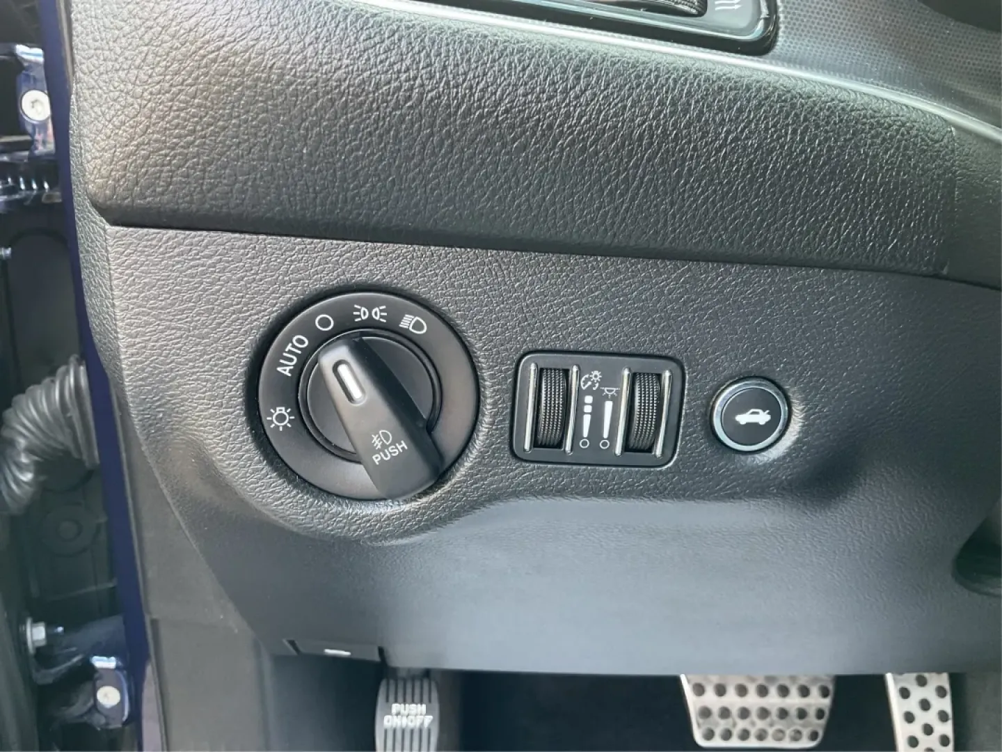 2015 Dodge Challenger SXT Plus (2C3CDZBG5FH) with an 3.6L V-6 DOHC engine, located at 8750 N County Rd 25A, Piqua, OH, 45356, (937) 908-9800, 40.164391, -84.232513 - Unleash your inner muscle car enthusiast with this striking 2015 Dodge Challenger SXT Plus, available now at Advantage Car and Credit in New Carlisle, OH! With its powerful yet efficient 3.6L V-6 DOHC engine, this coupe is perfect for weekend adventures, cruising down scenic routes, or standing out - Photo#17