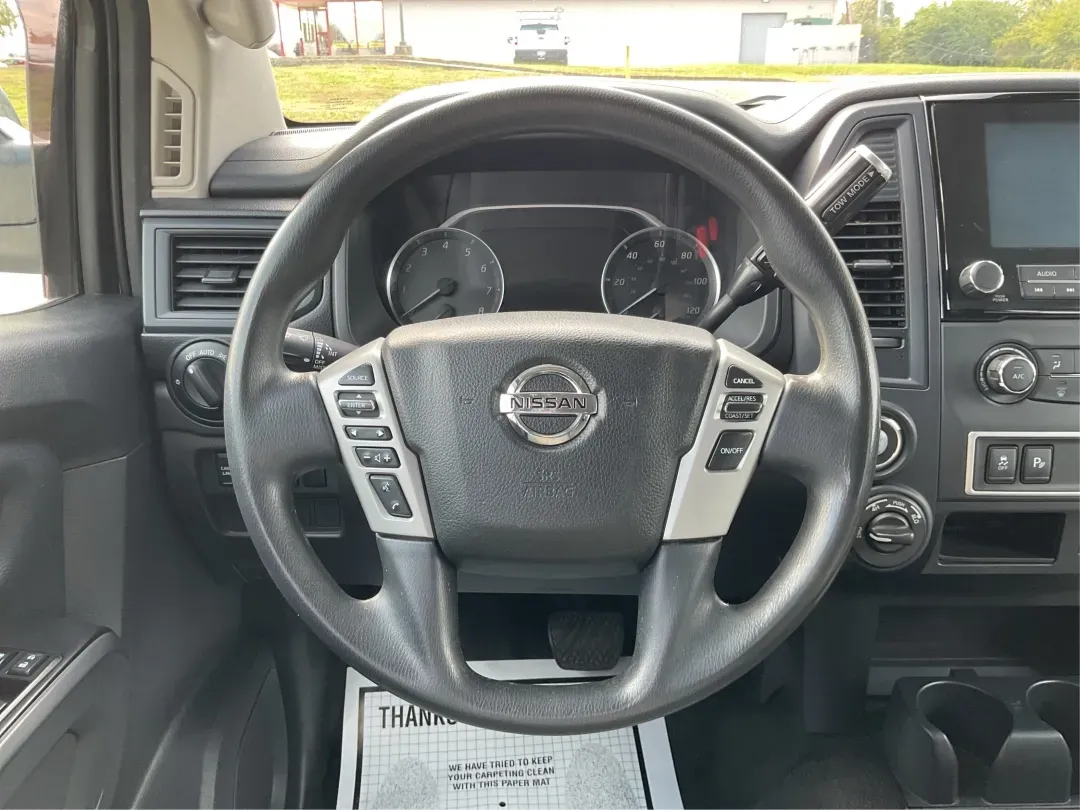 2021 Nissan TITAN Crew Cab S 4x4 (1N6AA1EC4MN) with an Endurance 5.6L V-8 gasoline direct injection engine, located at 8750 N County Rd 25A, Piqua, OH, 45356, (937) 908-9800, 40.164391, -84.232513 - Discover ultimate versatility and rugged capability with this 2021 Nissan TITAN Crew Cab S 4x4, now available at Advantage Car and Credit in Piqua, OH. Whether you're navigating the bustling streets of Piqua or heading out for weekend adventures, this truck is designed to adapt to your lifestyle. Pe - Photo#15