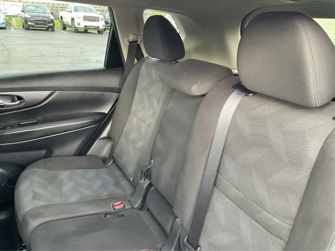 2016 Nissan Rogue S (KNMAT2MV7GP) with an 2.5L I-4 DOHC engine, located at 8750 N County Rd 25A, Piqua, OH, 45356, (937) 908-9800, 40.164391, -84.232513 - **Explore New Horizons with the 2016 Nissan Rogue: Your Ideal Adventure Companion!**<br /> <br /> Are you ready to elevate your driving experience and embark on new adventures? Look no further than this stunning 2016 Nissan Rogue, perfect for family outings, weekend getaways, or those long commutes - Photo#10