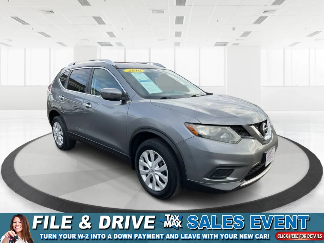 photo of 2016 Nissan Rogue S