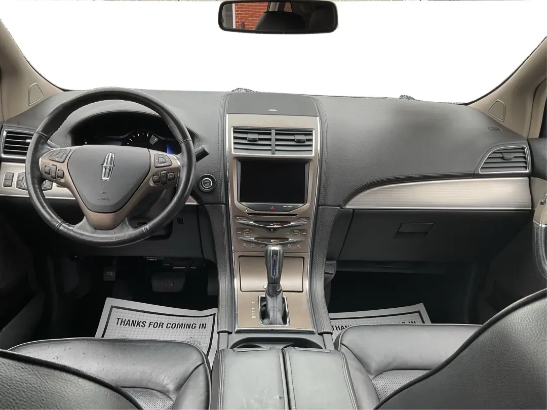 2013 Lincoln MKX Base (2LMDJ8JK8DB) with an Other engine, located at 1951 S Dayton Lakeview Rd., New Carlisle, OH, 45344, (937) 908-9800, 39.890999, -84.050255 - **Drive in Style and Comfort: 2013 Lincoln MKX at Advantage Car and Credit!**<br /> <br /> Are you ready to elevate your daily commute or weekend adventures? The 2013 Lincoln MKX is the perfect vehicle for those seeking luxury, reliability, and versatility. Whether you're a growing family looking fo - Photo#21