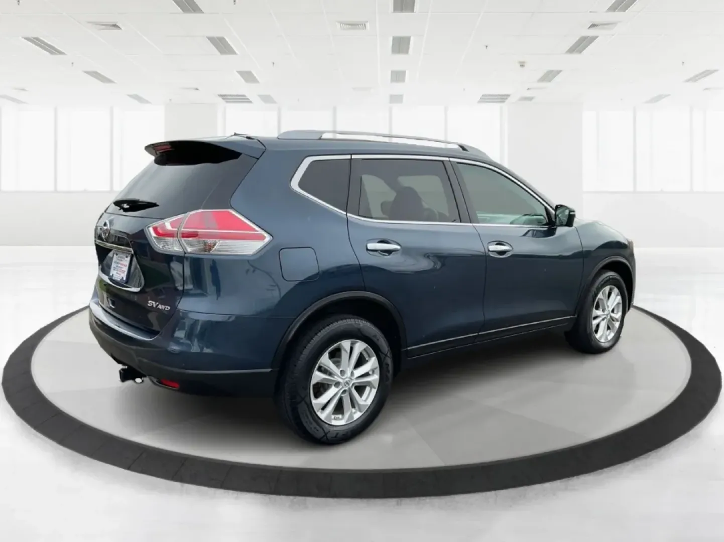 2015 Nissan Rogue SV (5N1AT2MV3FC) with an 2.5L I-4 DOHC engine, Continuously Variable Transmission transmission, located at 1184 Kauffman Ave, Fairborn, OH, 45324, (937) 908-9800, 39.807072, -84.030914 - Are you in search of the perfect vehicle to elevate your family outings or weekend adventures? Look no further than this stunning 2015 Nissan Rogue SV, available now at Advantage Car and Credit in New Carlisle, OH. This versatile SUV is not just a means of transportation; it's a lifestyle companion - Photo#2