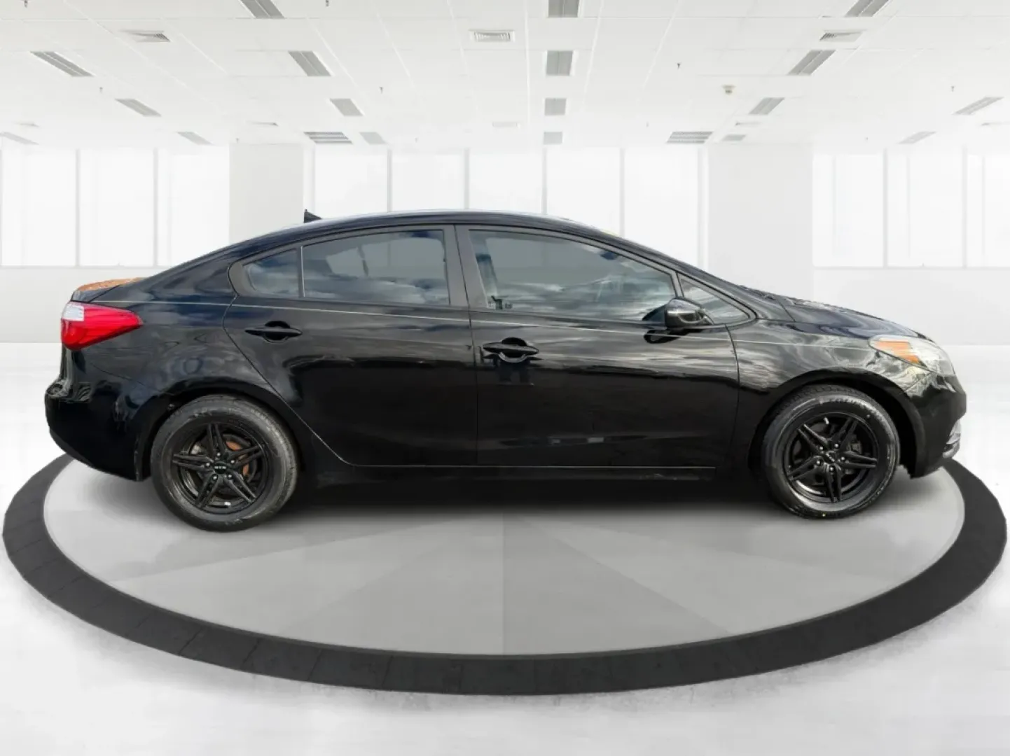 2015 Kia Forte LX (KNAFX4A67F5) with an 1.8L I-4 DOHC engine, located at 1099 N County Rd 25A, Troy, OH, 45373, (937) 908-9800, 40.057079, -84.212883 - Experience the perfect blend of style, comfort, and reliability with the 2015 Kia Forte LX, available now at Advantage Car and Credit in New Carlisle, OH. This sleek sedan is designed to elevate your daily commute and provide the ideal ride for weekend adventures, making it a versatile choice for ev - Photo#1