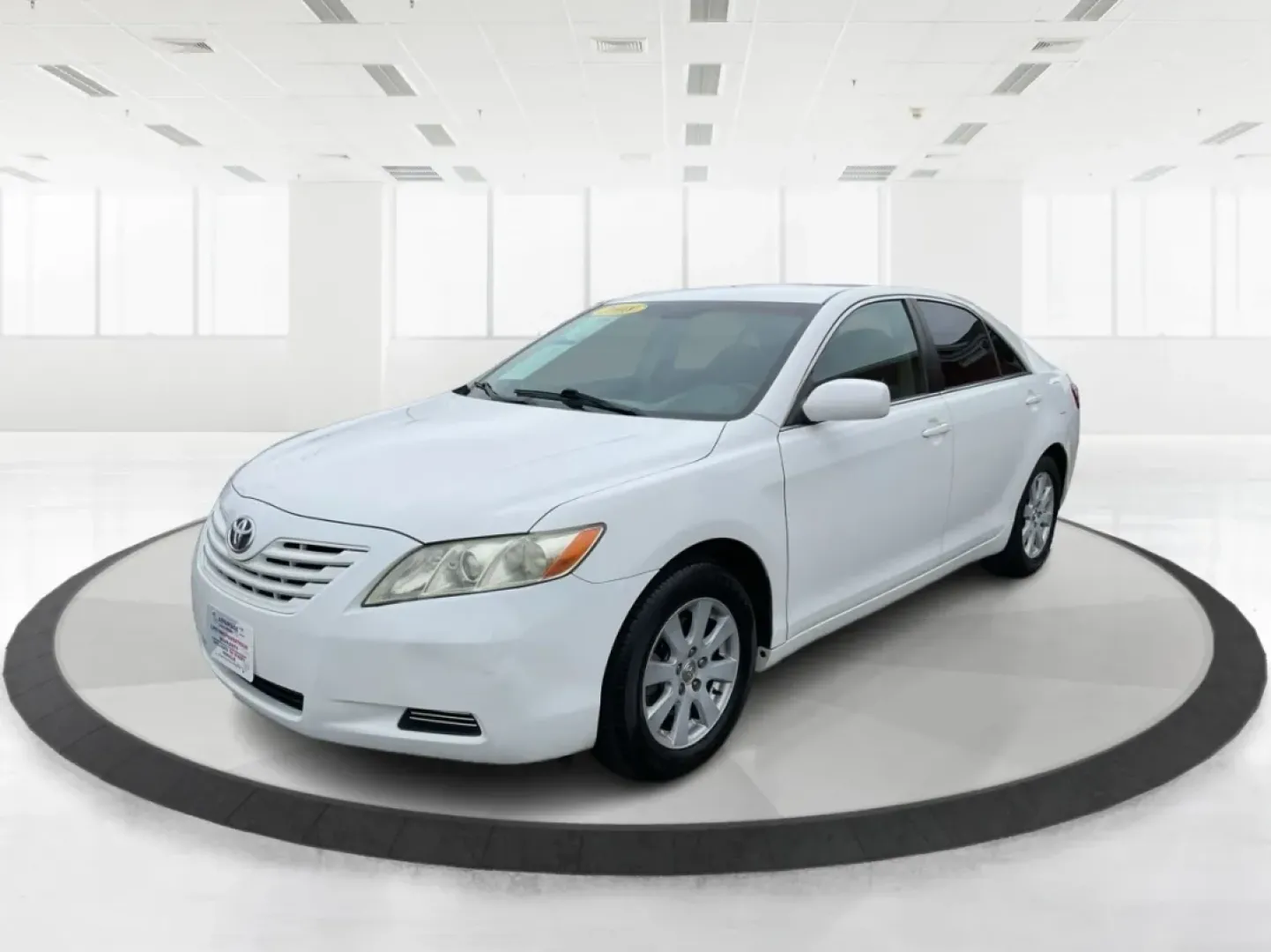 2008 Toyota Camry LE | SE | XLE (4T4BE46K18R) with an 2.4L I-4 DOHC engine, located at 8750 N County Rd 25A, Piqua, OH, 45356, (937) 908-9800, 40.164391, -84.232513 - Are you on the hunt for a reliable sedan that blends comfort and style with unbeatable affordability? Look no further! The 2008 Toyota Camry LE, available at Advantage Car and Credit in Riverside, OH, is the perfect vehicle for anyone seeking a dependable ride for daily commutes or family outings. W - Photo#8