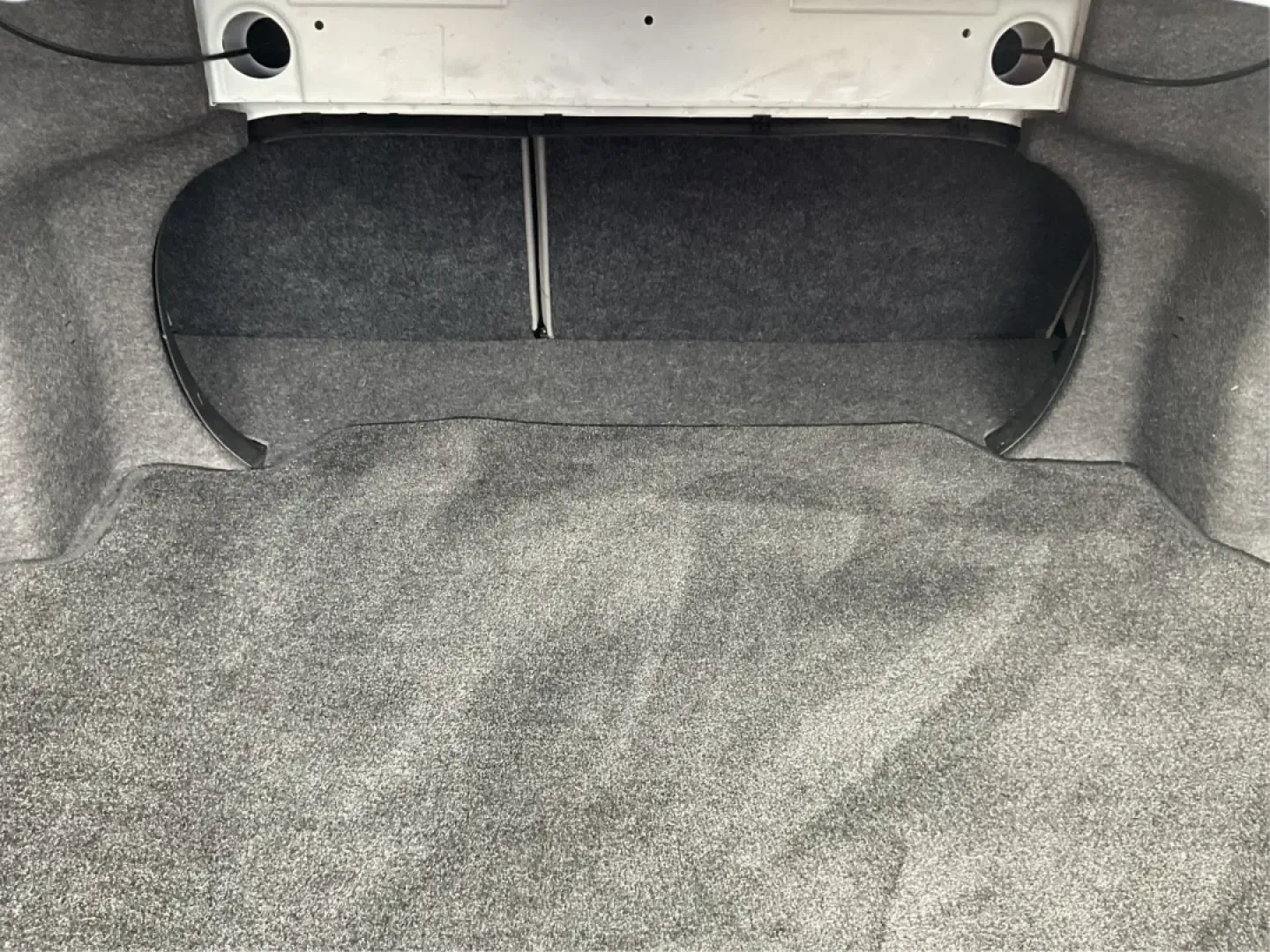 2008 Toyota Camry LE | SE | XLE (4T4BE46K18R) with an 2.4L I-4 DOHC engine, located at 8750 N County Rd 25A, Piqua, OH, 45356, (937) 908-9800, 40.164391, -84.232513 - Are you on the hunt for a reliable sedan that blends comfort and style with unbeatable affordability? Look no further! The 2008 Toyota Camry LE, available at Advantage Car and Credit in Riverside, OH, is the perfect vehicle for anyone seeking a dependable ride for daily commutes or family outings. W - Photo#12