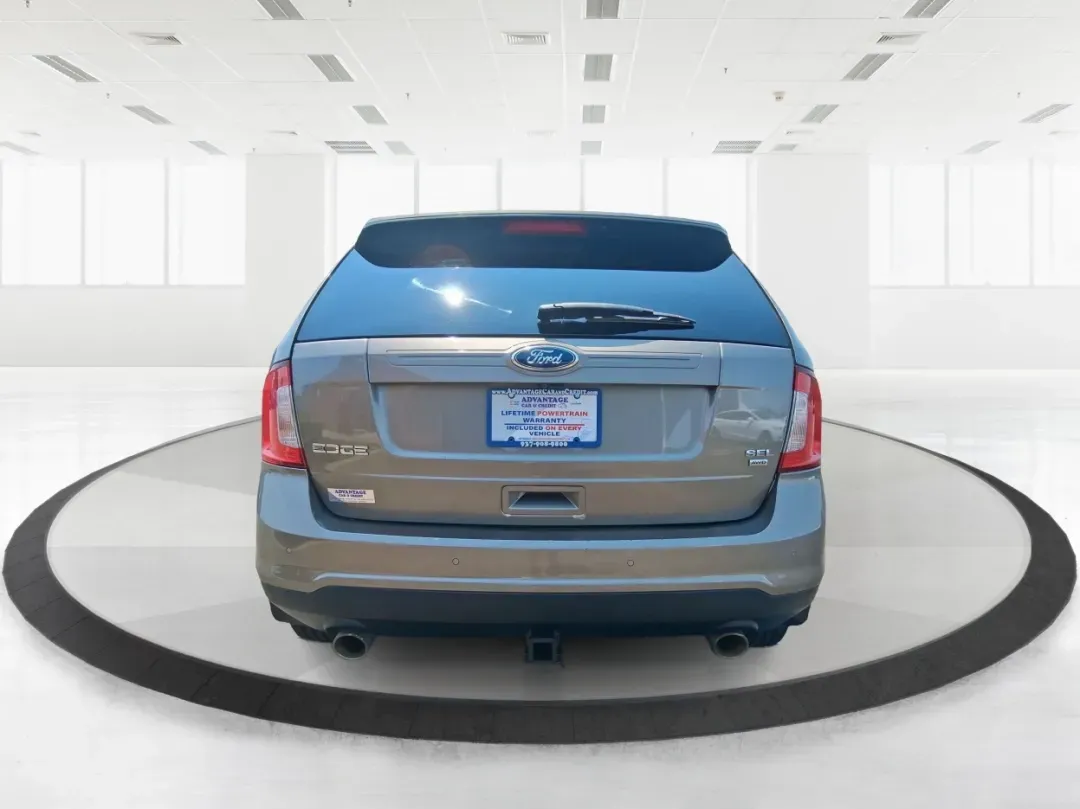 2014 Ford Edge SEL (2FMDK4JCXEB) with an 3.5L V-6 DOHC engine, located at 4508 South Dixie Dr, Moraine, OH, 45439, (937) 908-9800, 39.689976, -84.218452 - 2014 Ford Edge SEL - Photo#3