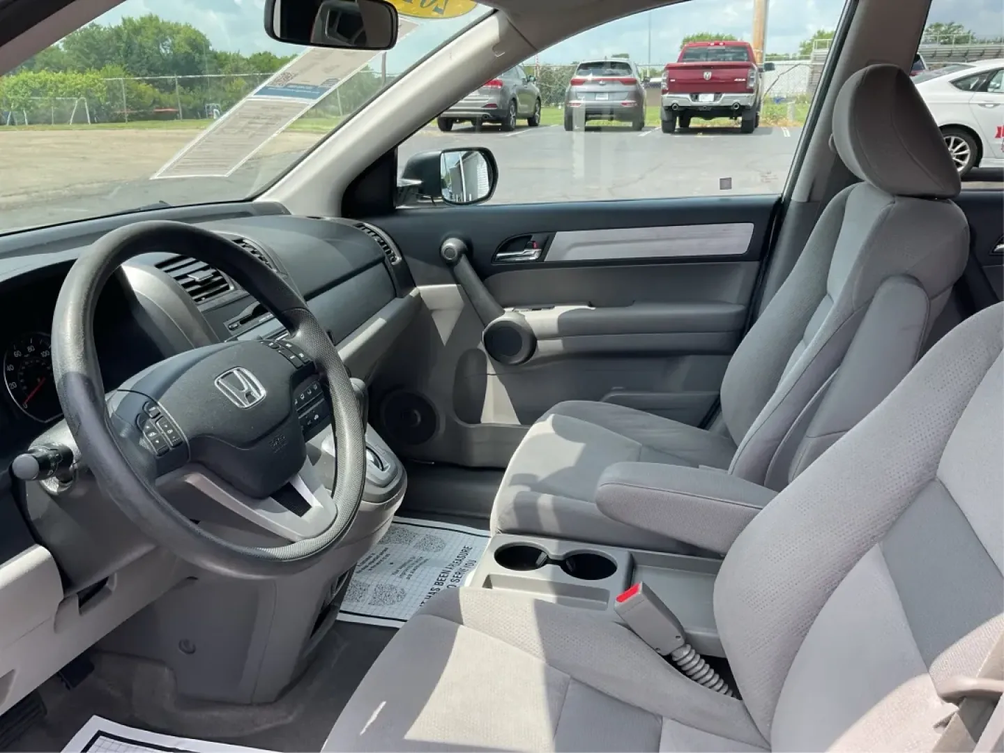 2010 Honda CR-V EX (5J6RE3H58AL) with an 2.4L I-4 DOHC engine, located at 1951 S Dayton Lakeview Rd., New Carlisle, OH, 45344, (937) 908-9800, 39.890999, -84.050255 - **Discover Your Next Adventure with the 2010 Honda CR-V EX from Advantage Car and Credit!**<br /> <br /> Are you ready to elevate your daily commute or embark on memorable weekend getaways? The 2010 Honda CR-V EX is the perfect companion for both the busy professional and the adventurous family. Wit - Photo#9