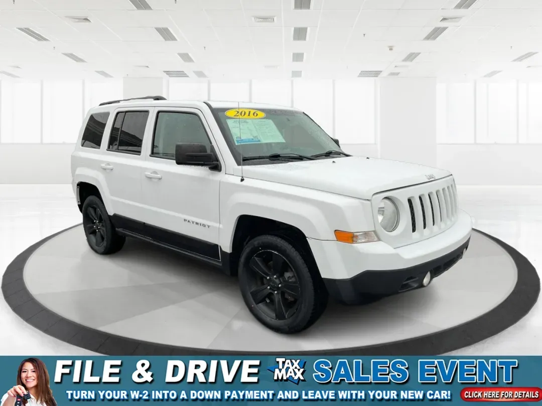2016 Jeep Patriot Sport (1C4NJRBB5GD) with an 2.4L I-4 DOHC engine, located at 1230 East Main St, Xenia, OH, 45385, (937) 908-9800, 39.688026, -83.910172 - **Adventure Awaits with this 2016 Jeep Patriot Sport at Advantage Car and Credit - New Carlisle!**<br /> <br /> Are you ready to embrace the road less traveled? Whether you're planning weekend getaways with family or searching for the perfect commuter car that can handle a bit of adventure, this 201 - Photo#0