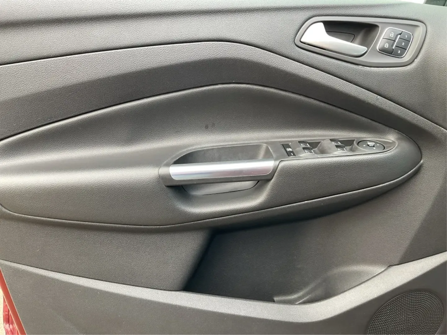 2014 Ford Escape Titanium (1FMCU9J97EU) with an Other engine, located at 1184 Kauffman Ave, Fairborn, OH, 45324, (937) 908-9800, 39.807072, -84.030914 - Elevate your daily commute and weekend adventures with the perfect blend of style and practicality-meet the 2014 Ford Escape Titanium, available now at Advantage Car and Credit in Fairborn, OH! This SUV is not just about getting from point A to point B; it's about enhancing your lifestyle, making it - Photo#18