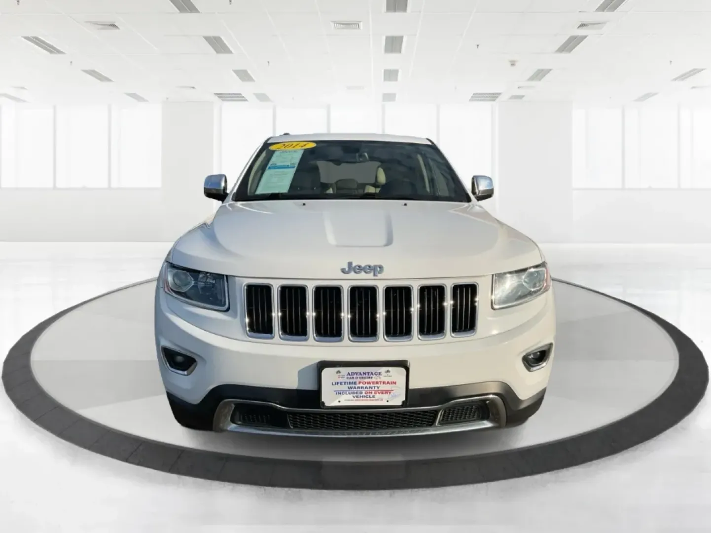 2014 Jeep Grand Cherokee Limited (1C4RJFBG8EC) with an Other engine, located at 1951 S Dayton Lakeview Rd., New Carlisle, OH, 45344, (937) 908-9800, 39.890999, -84.050255 - Are you ready to elevate your weekend adventures or transform your daily commute? Look no further! At Advantage Car and Credit in Troy, OH, we are excited to present this stunning 2014 Jeep Grand Cherokee Limited. This versatile SUV is not just a vehicle; it's a lifestyle enhancer, perfect for famil - Photo#7