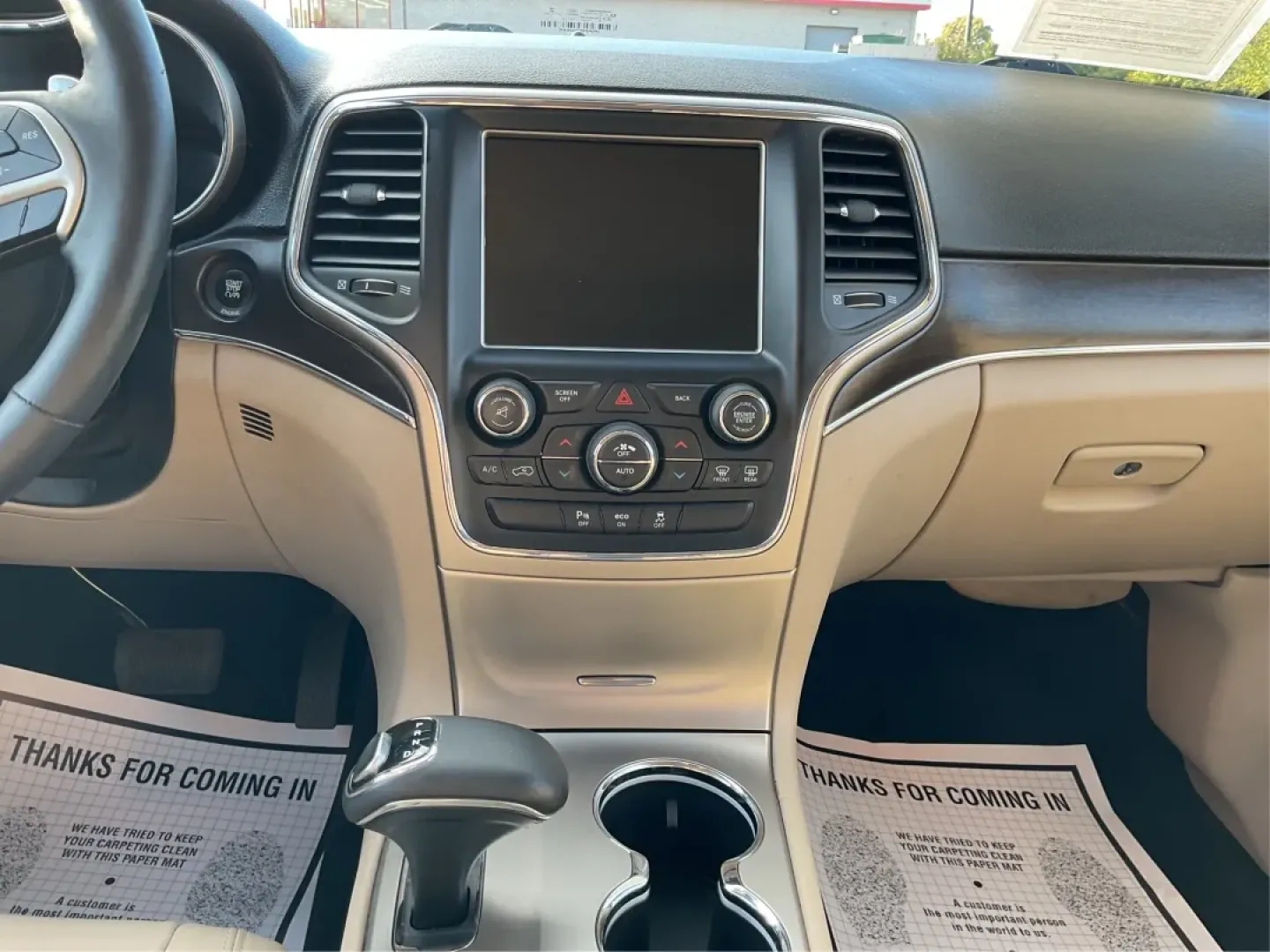 2014 Jeep Grand Cherokee Limited (1C4RJFBG8EC) with an Other engine, located at 1951 S Dayton Lakeview Rd., New Carlisle, OH, 45344, (937) 908-9800, 39.890999, -84.050255 - Are you ready to elevate your weekend adventures or transform your daily commute? Look no further! At Advantage Car and Credit in Troy, OH, we are excited to present this stunning 2014 Jeep Grand Cherokee Limited. This versatile SUV is not just a vehicle; it's a lifestyle enhancer, perfect for famil - Photo#13