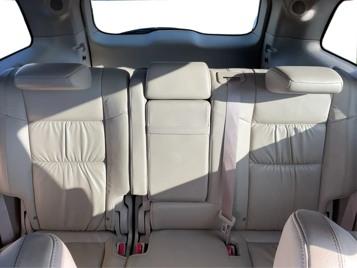 2014 Jeep Grand Cherokee Limited (1C4RJFBG8EC) with an Other engine, located at 1951 S Dayton Lakeview Rd., New Carlisle, OH, 45344, (937) 908-9800, 39.890999, -84.050255 - Are you ready to elevate your weekend adventures or transform your daily commute? Look no further! At Advantage Car and Credit in Troy, OH, we are excited to present this stunning 2014 Jeep Grand Cherokee Limited. This versatile SUV is not just a vehicle; it's a lifestyle enhancer, perfect for famil - Photo#14