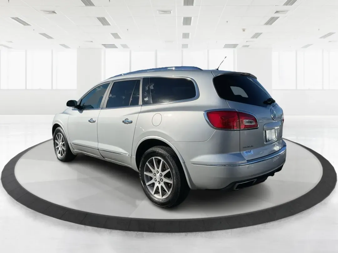 2015 Buick Enclave Leather (5GAKRBKD3FJ) with an 3.6L V-6 gasoline direct injection engine, located at 1230 East Main St, Xenia, OH, 45385, (937) 908-9800, 39.688026, -83.910172 - **Discover Your Next Adventure with the 2015 Buick Enclave at Advantage Car and Credit - Piqua!**<br /> <br /> Are you ready to elevate your family adventures or daily commutes? The 2015 Buick Enclave is the perfect vehicle for growing families and weekend explorers alike. With its spacious interior - Photo#3