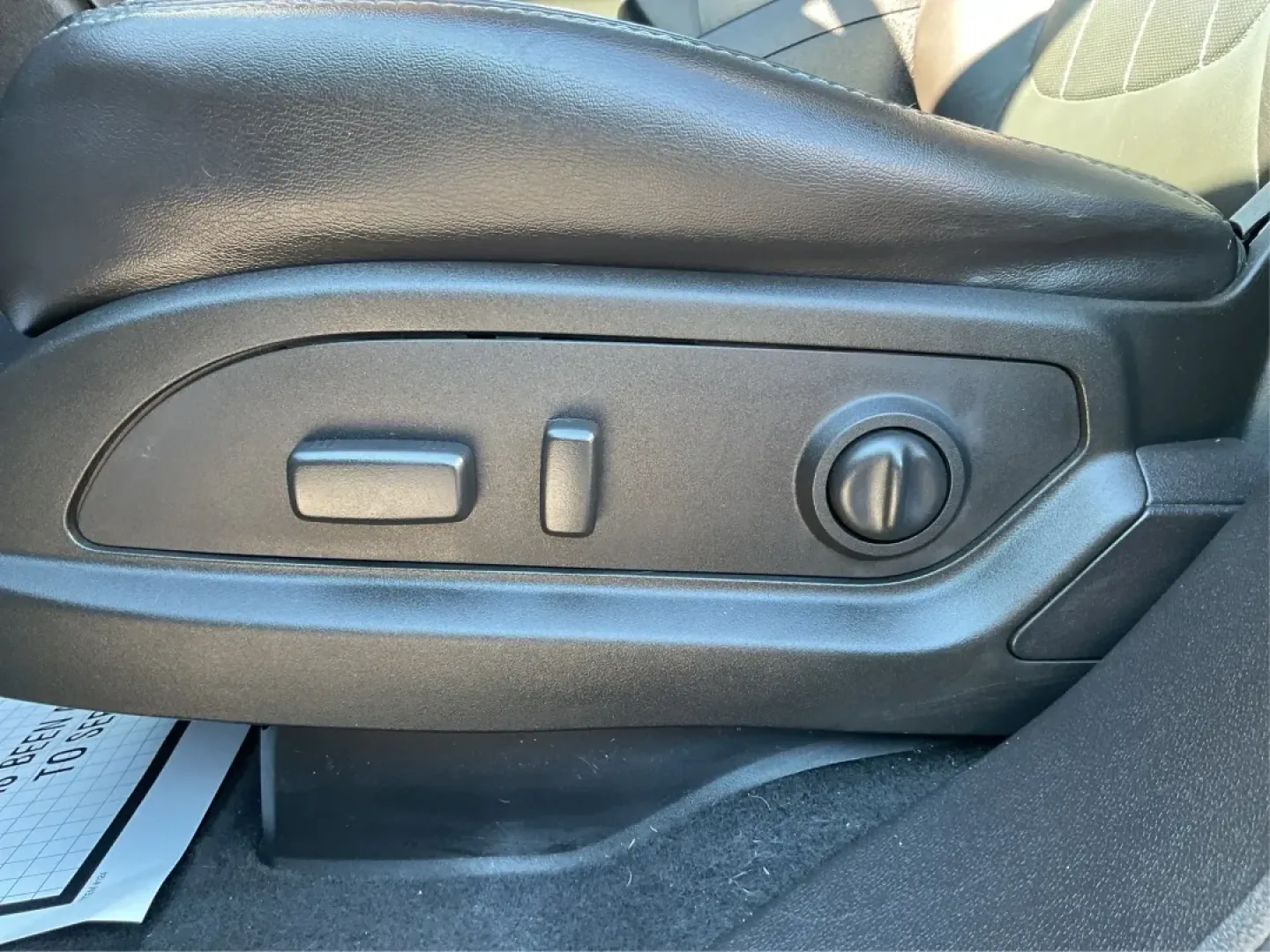 2015 Buick Enclave Leather (5GAKRBKD3FJ) with an 3.6L V-6 gasoline direct injection engine, 6-Speed Automatic Overdrive transmission, located at 4508 South Dixie Dr, Moraine, OH, 45439, (937) 908-9800, 39.689976, -84.218452 - **Discover Your Next Adventure with the 2015 Buick Enclave at Advantage Car and Credit - Piqua!**<br /> <br /> Are you ready to elevate your family adventures or daily commutes? The 2015 Buick Enclave is the perfect vehicle for growing families and weekend explorers alike. With its spacious interior - Photo#17