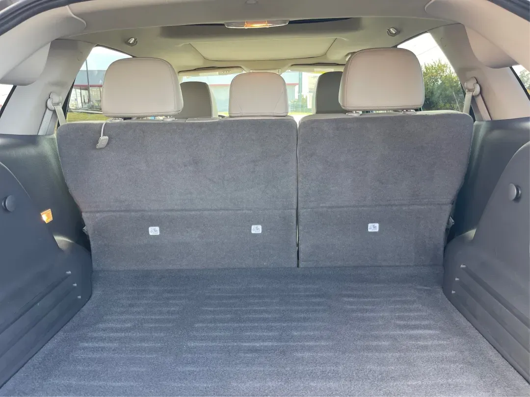 2013 Ford Edge Limited (2FMDK4KC5DB) with an 3.5L V-6 DOHC engine, located at 4508 South Dixie Dr, Moraine, OH, 45439, (937) 908-9800, 39.689976, -84.218452 - **Elevate Your Lifestyle with the 2013 Ford Edge Limited at Advantage Car and Credit - Moraine!**<br /> <br /> Are you searching for the perfect SUV that effortlessly blends comfort, functionality, and style? Look no further than the 2013 Ford Edge Limited, available now at Advantage Car and Credit - Photo#12