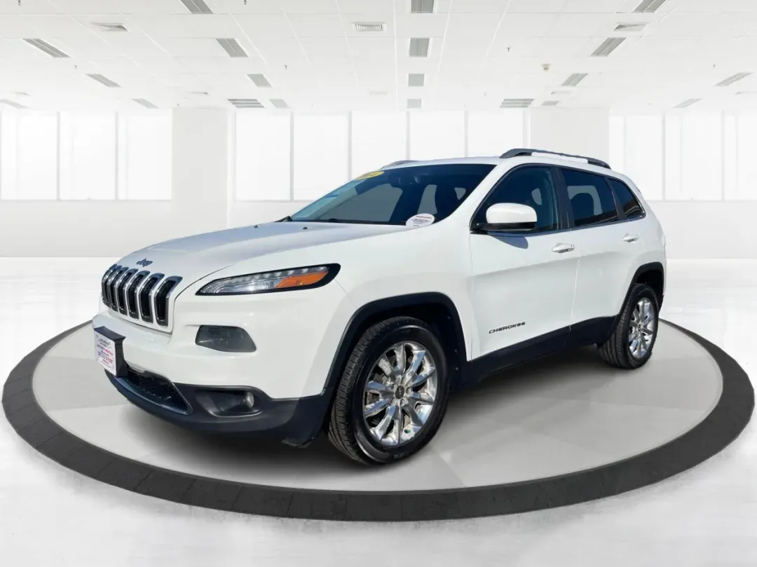 2014 Jeep Cherokee Limited (1C4PJLDB2EW) with an Other engine, located at 1230 East Main St, Xenia, OH, 45385, (937) 908-9800, 39.688026, -83.910172 - **Unleash Your Adventurous Spirit with the 2014 Jeep Cherokee Limited!**<br /> <br /> Are you ready to enhance your lifestyle with a vehicle that perfectly balances comfort, capability, and style? Look no further than the 2014 Jeep Cherokee Limited, available now at Advantage Car and Credit in Xenia - Photo#8