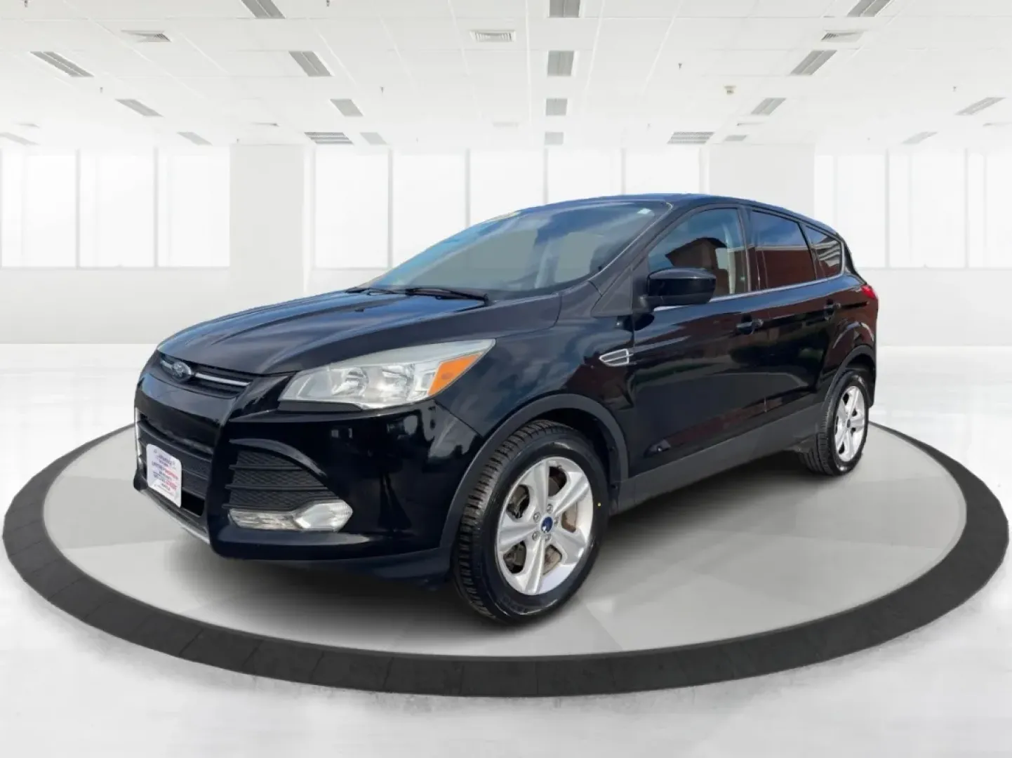 2016 Ford Escape SE (1FMCU0G97GU) with an Other engine, located at 1184 Kauffman Ave, Fairborn, OH, 45324, (937) 908-9800, 39.807072, -84.030914 - ### Discover the Adventure-Ready 2016 Ford Escape SE at Advantage Car and Credit - Fairborn!<br /> <br /> Are you looking for a compact SUV that fits perfectly into your busy lifestyle? The 2016 Ford Escape SE is your ticket to weekend adventures, family outings, or daily commutes while offering com - Photo#8