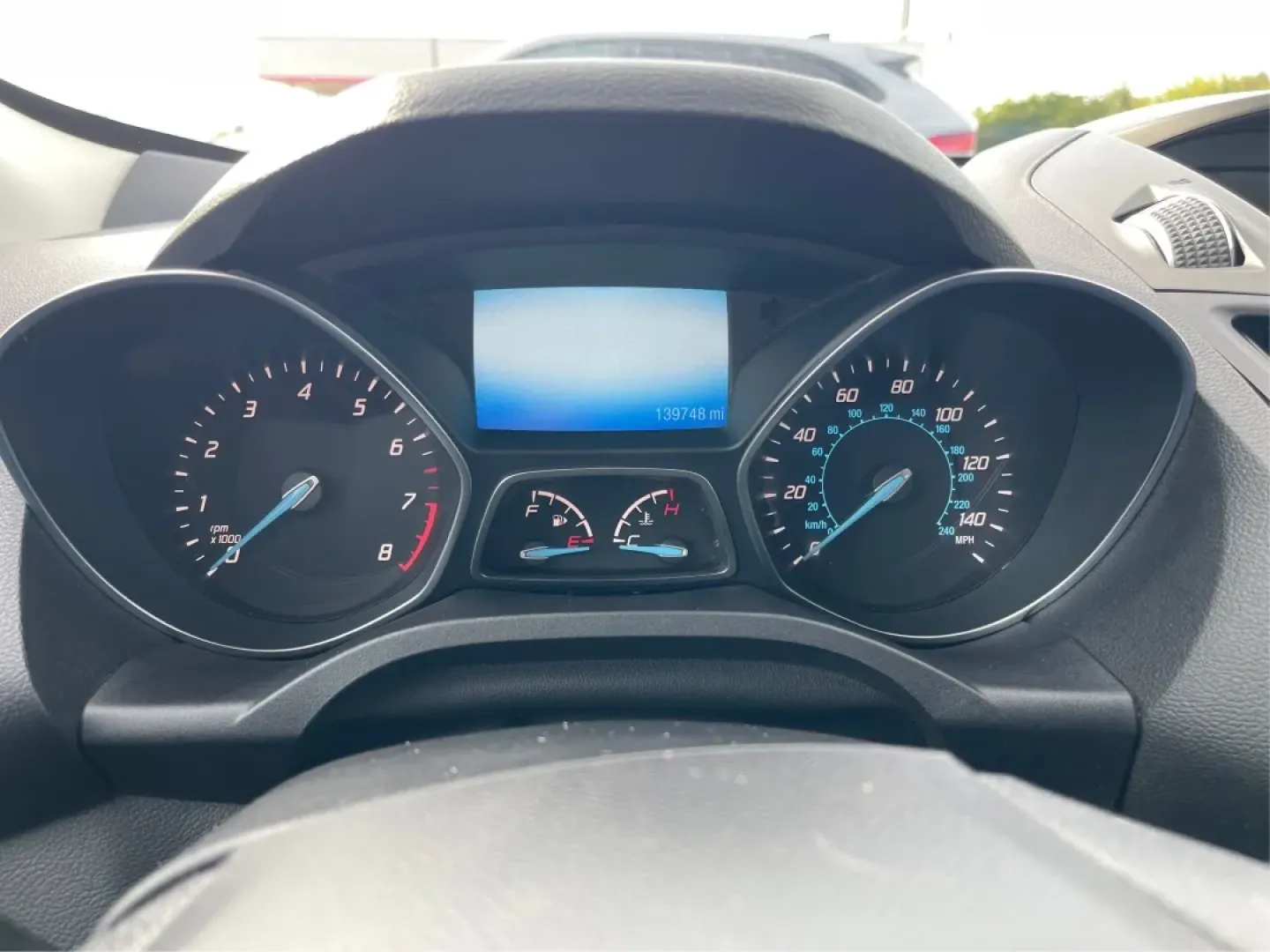 2016 Ford Escape SE (1FMCU0G97GU) with an Other engine, located at 1184 Kauffman Ave, Fairborn, OH, 45324, (937) 908-9800, 39.807072, -84.030914 - ### Discover the Adventure-Ready 2016 Ford Escape SE at Advantage Car and Credit - Fairborn!<br /> <br /> Are you looking for a compact SUV that fits perfectly into your busy lifestyle? The 2016 Ford Escape SE is your ticket to weekend adventures, family outings, or daily commutes while offering com - Photo#14