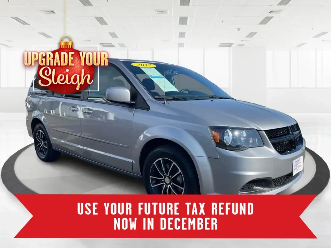 2017 Dodge Grand Caravan SE Plus (2C4RDGBGXHR) with an Pentastar 3.6L V-6 DOHC engine, located at 1230 East Main St, Xenia, OH, 45385, (937) 908-9800, 39.688026, -83.910172 - Are you ready to hit the road for family adventures or daily commutes? The 2017 Dodge Grand Caravan SE Plus is your ideal companion, blending comfort, versatility, and reliability in one stylish package. Perfect for growing families or anyone in need of a spacious ride, this passenger van is designe - Photo#0