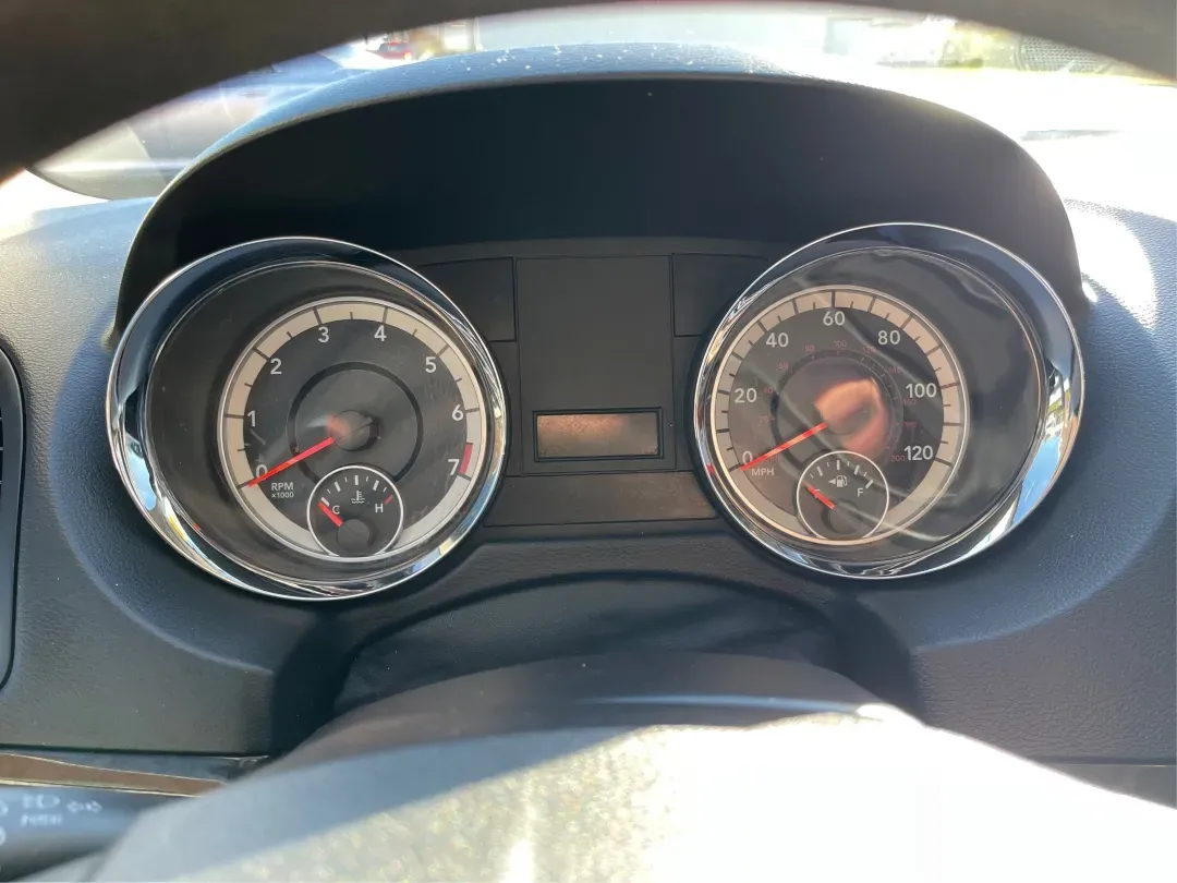 2016 Dodge Grand Caravan SE (2C4RDGBG0GR) with an Pentastar 3.6L V-6 DOHC engine, located at 1184 Kauffman Ave, Fairborn, OH, 45324, (937) 908-9800, 39.807072, -84.030914 - **Experience the Freedom of Family Adventures with the 2016 Dodge Grand Caravan SE!** <br /> <br /> Are you in search of the perfect vehicle for family road trips, daily commutes, or weekend adventures? Look no further than the 2016 Dodge Grand Caravan SE, available at Advantage Car and Credit in X - Photo#15