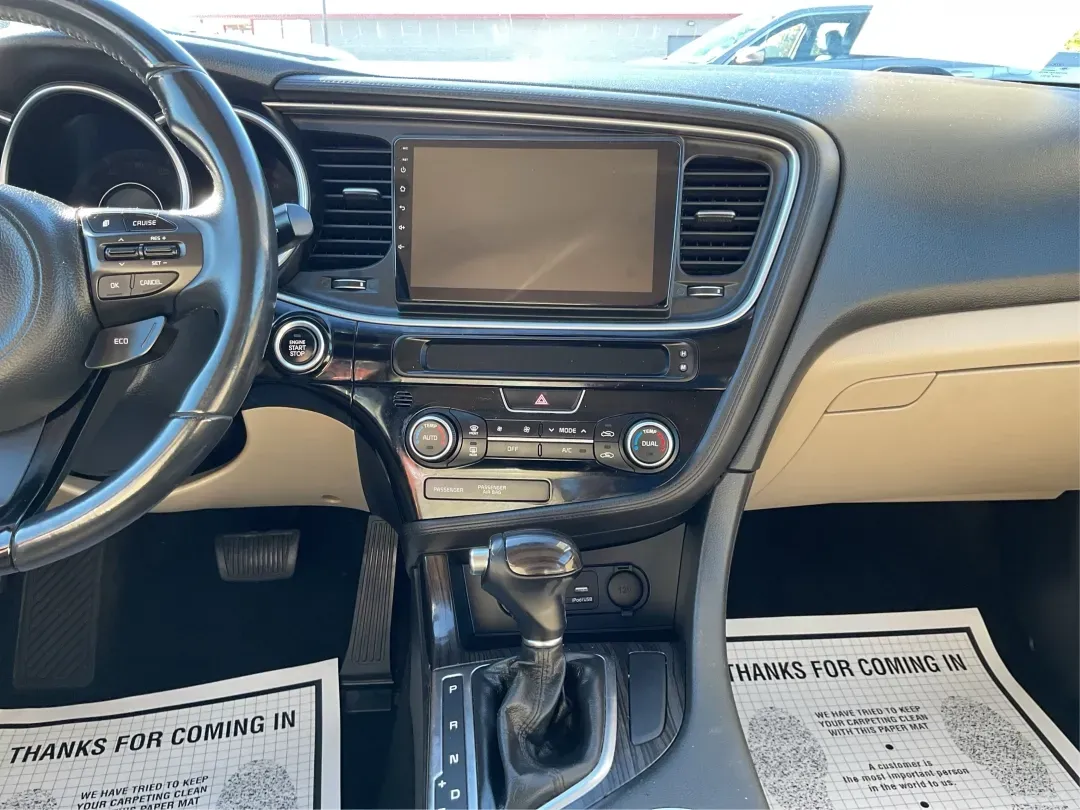 2015 Kia Optima EX (5XXGN4A74FG) with an Theta II 2.4L I-4 gasoline direct injection engine, 6-Speed Automatic transmission, located at 4508 South Dixie Dr, Moraine, OH, 45439, (937) 908-9800, 39.689976, -84.218452 - Experience the perfect blend of style, comfort, and reliability with this 2015 Kia Optima EX at Advantage Car and Credit in Xenia, OH. Whether you're embarking on daily commutes, family road trips, or simply looking for a trusty companion for your adventures, this vehicle is designed to meet your di - Photo#13