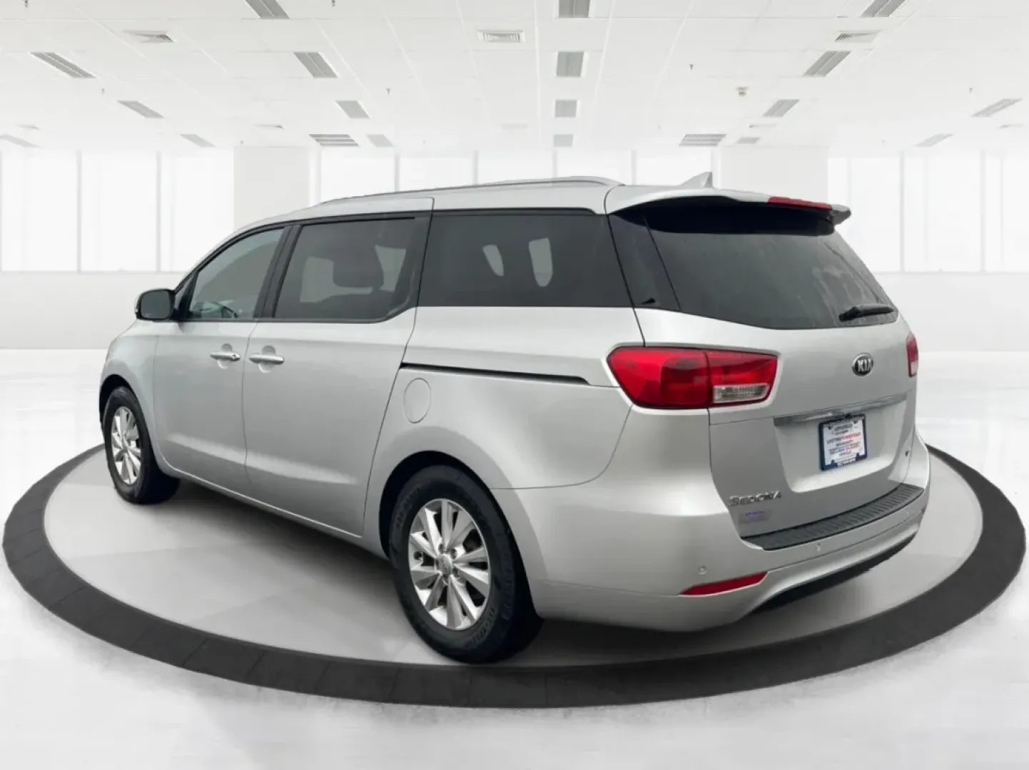 2016 Kia Sedona LX (KNDMB5C17G6) with an Lambda 3.3L V-6 gasoline direct injection engine, located at 1184 Kauffman Ave, Fairborn, OH, 45324, (937) 908-9800, 39.807072, -84.030914 - Elevate your adventures with the 2016 Kia Sedona LX, the perfect passenger van crafted for growing families and those who love to hit the road. Whether you're driving the kids to soccer practice, planning a weekend getaway, or just commuting to work, this versatile vehicle offers the space, comfort, - Photo#4