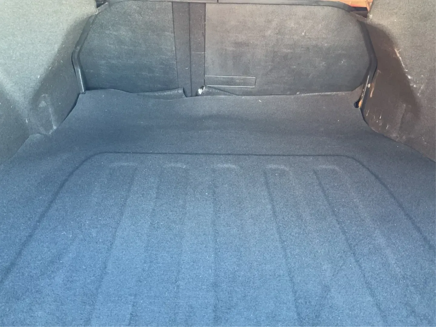 2013 Kia Optima SX (5XXGR4A68DG) with an 2L I-4 gasoline direct injection engine, located at 880 E. National Road, Vandalia, OH, 45377, (937) 908-9800, 39.891918, -84.183594 - **Experience Unmatched Comfort and Style with the 2013 Kia Optima SX**<br /> <br /> Are you in the market for a reliable vehicle that perfectly blends style, comfort, and functionality? Look no further than the stunning 2013 Kia Optima SX, available now at Advantage Car and Credit in Vandalia, OH. T - Photo#12