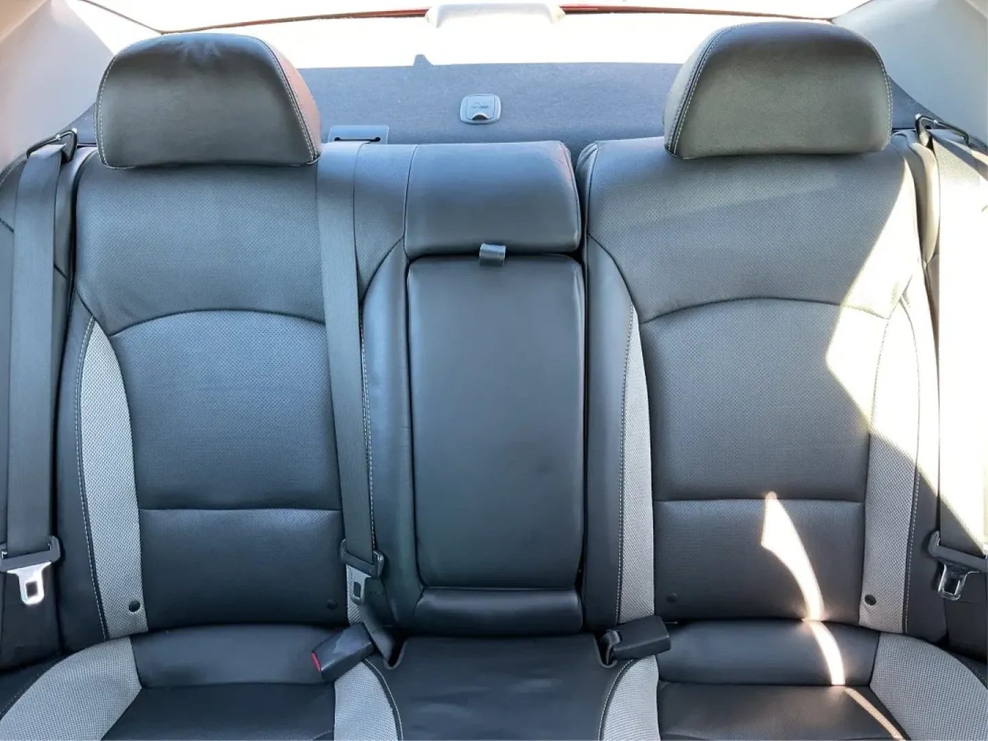 2013 Kia Optima SX (5XXGR4A68DG) with an 2L I-4 gasoline direct injection engine, located at 880 E. National Road, Vandalia, OH, 45377, (937) 908-9800, 39.891918, -84.183594 - **Experience Unmatched Comfort and Style with the 2013 Kia Optima SX**<br /> <br /> Are you in the market for a reliable vehicle that perfectly blends style, comfort, and functionality? Look no further than the stunning 2013 Kia Optima SX, available now at Advantage Car and Credit in Vandalia, OH. T - Photo#14