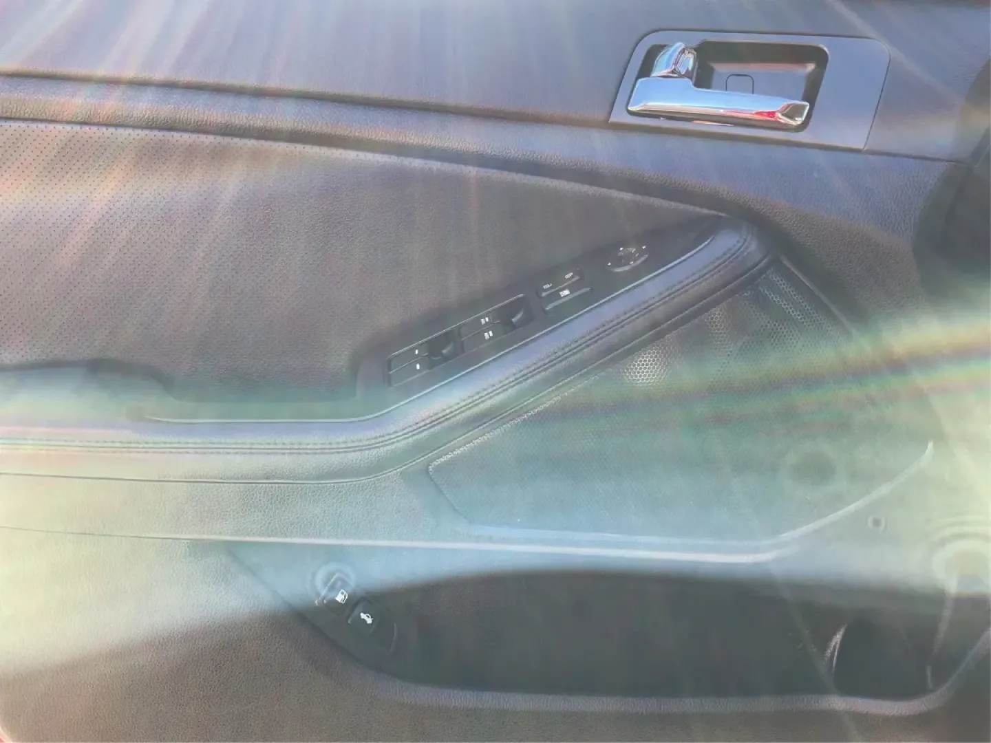 2013 Kia Optima SX (5XXGR4A68DG) with an 2L I-4 gasoline direct injection engine, located at 880 E. National Road, Vandalia, OH, 45377, (937) 908-9800, 39.891918, -84.183594 - **Experience Unmatched Comfort and Style with the 2013 Kia Optima SX**<br /> <br /> Are you in the market for a reliable vehicle that perfectly blends style, comfort, and functionality? Look no further than the stunning 2013 Kia Optima SX, available now at Advantage Car and Credit in Vandalia, OH. T - Photo#18