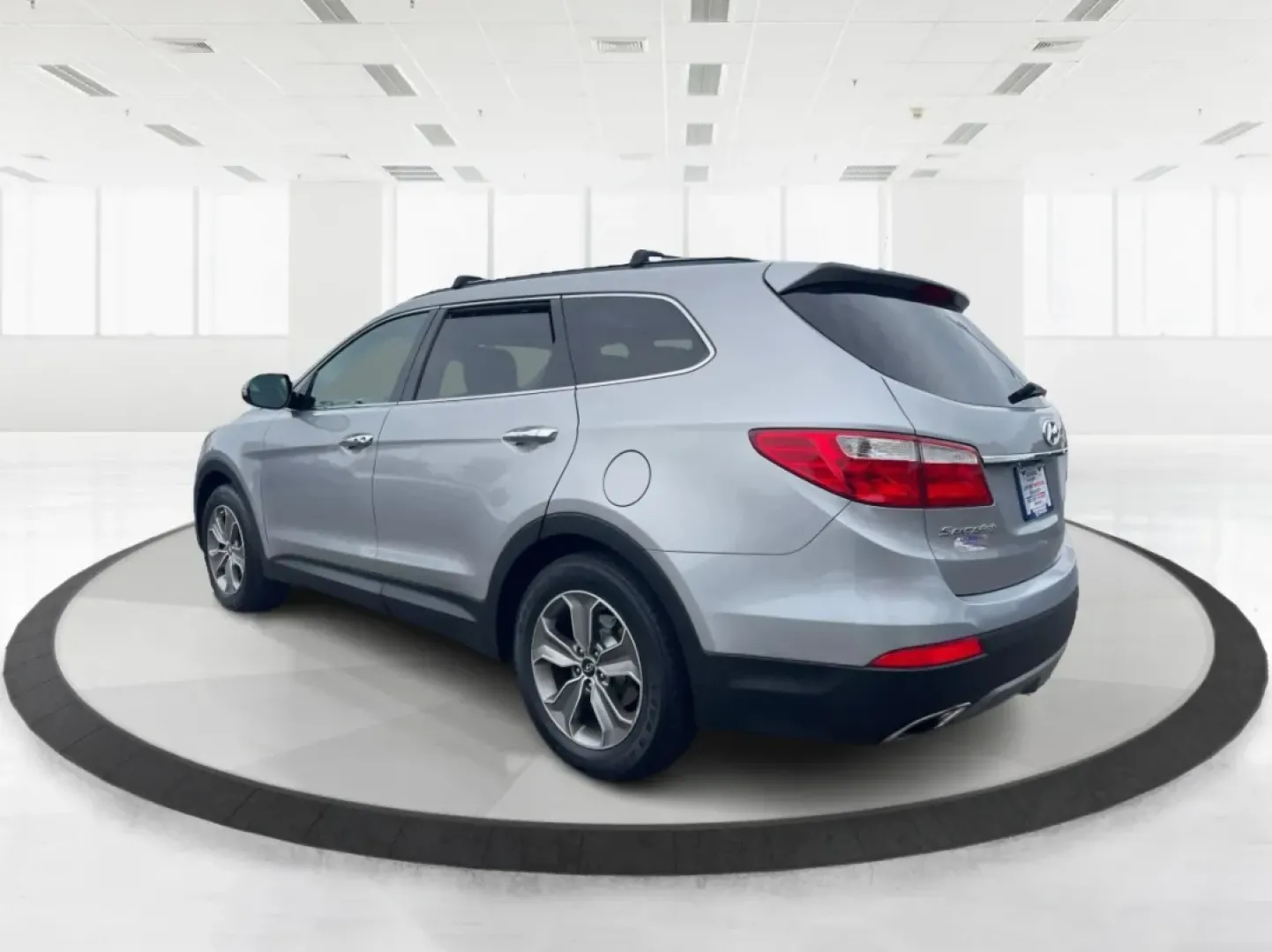 2014 Hyundai Santa Fe Limited (KM8SNDHF0EU) with an Lambda II 3.3L V-6 gasoline direct injection engine, located at 1099 N County Rd 25A, Troy, OH, 45373, (937) 908-9800, 40.057079, -84.212883 - **Rediscover Adventures with the 2014 Hyundai Santa Fe Limited Perfect for Families and Explorers Alike!**<br /> <br /> Are you searching for a reliable and spacious SUV that can accommodate your growing family or be the perfect companion for weekend getaways? Look no further than this stunning 201 - Photo#4