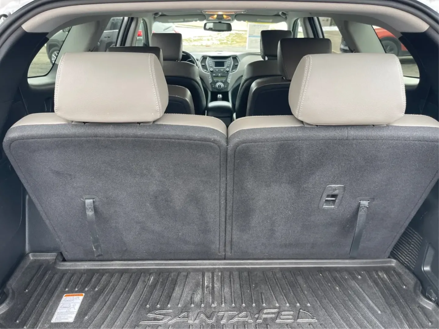 2014 Hyundai Santa Fe Limited (KM8SNDHF0EU) with an Lambda II 3.3L V-6 gasoline direct injection engine, located at 1099 N County Rd 25A, Troy, OH, 45373, (937) 908-9800, 40.057079, -84.212883 - **Rediscover Adventures with the 2014 Hyundai Santa Fe Limited Perfect for Families and Explorers Alike!**<br /> <br /> Are you searching for a reliable and spacious SUV that can accommodate your growing family or be the perfect companion for weekend getaways? Look no further than this stunning 201 - Photo#12