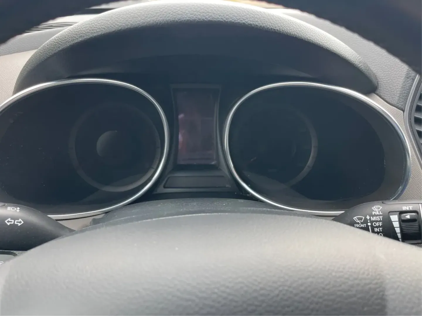 2014 Hyundai Santa Fe Limited (KM8SNDHF0EU) with an Lambda II 3.3L V-6 gasoline direct injection engine, located at 1099 N County Rd 25A, Troy, OH, 45373, (937) 908-9800, 40.057079, -84.212883 - **Rediscover Adventures with the 2014 Hyundai Santa Fe Limited Perfect for Families and Explorers Alike!**<br /> <br /> Are you searching for a reliable and spacious SUV that can accommodate your growing family or be the perfect companion for weekend getaways? Look no further than this stunning 201 - Photo#15