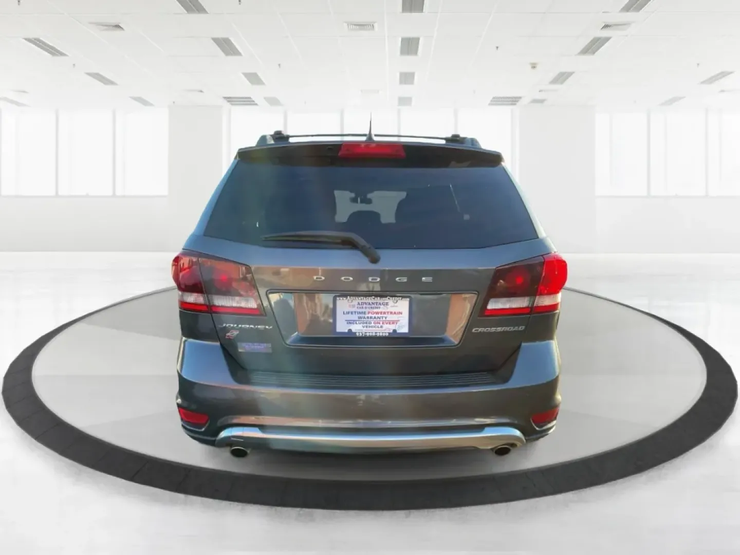 2018 Dodge Journey Crossroad AWD (3C4PDDGG8JT) with an Pentastar 3.6L V-6 DOHC engine, located at 1099 N County Rd 25A, Troy, OH, 45373, (937) 908-9800, 40.057079, -84.212883 - **Discover Your Next Adventure with the 2018 Dodge Journey Crossroad AWD at Advantage Car and Credit!**<br /> <br /> Are you ready to elevate your family's weekend getaways or conquer your daily commute with style and confidence? The 2018 Dodge Journey Crossroad AWD is the perfect vehicle for those - Photo#3