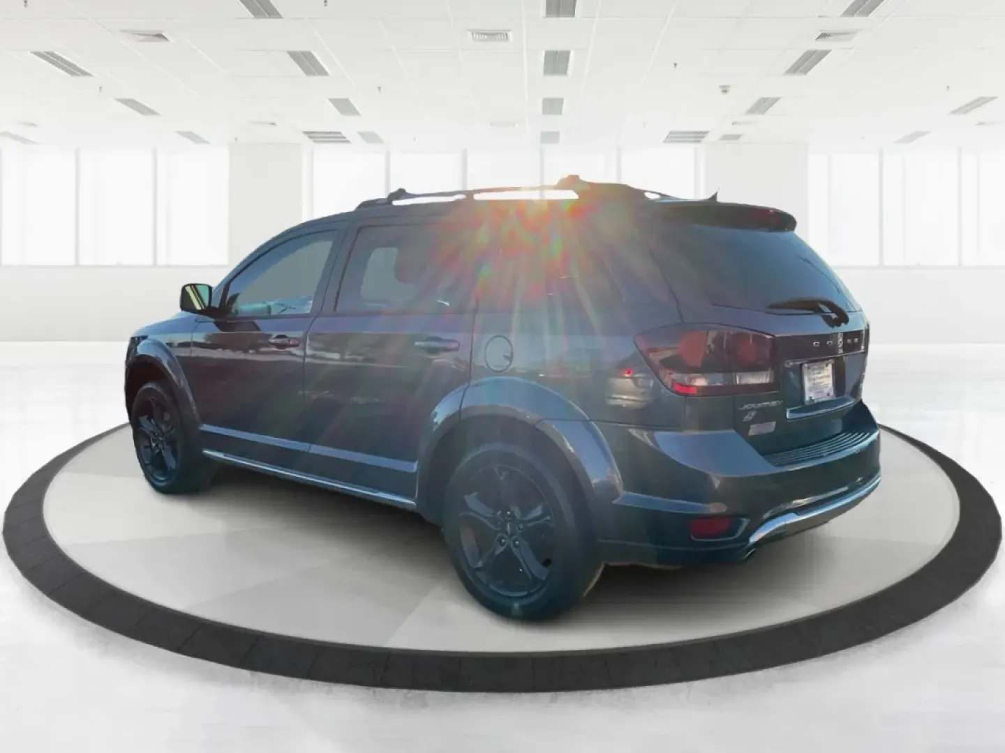 2018 Dodge Journey Crossroad AWD (3C4PDDGG8JT) with an Pentastar 3.6L V-6 DOHC engine, located at 1099 N County Rd 25A, Troy, OH, 45373, (937) 908-9800, 40.057079, -84.212883 - **Discover Your Next Adventure with the 2018 Dodge Journey Crossroad AWD at Advantage Car and Credit!**<br /> <br /> Are you ready to elevate your family's weekend getaways or conquer your daily commute with style and confidence? The 2018 Dodge Journey Crossroad AWD is the perfect vehicle for those - Photo#4