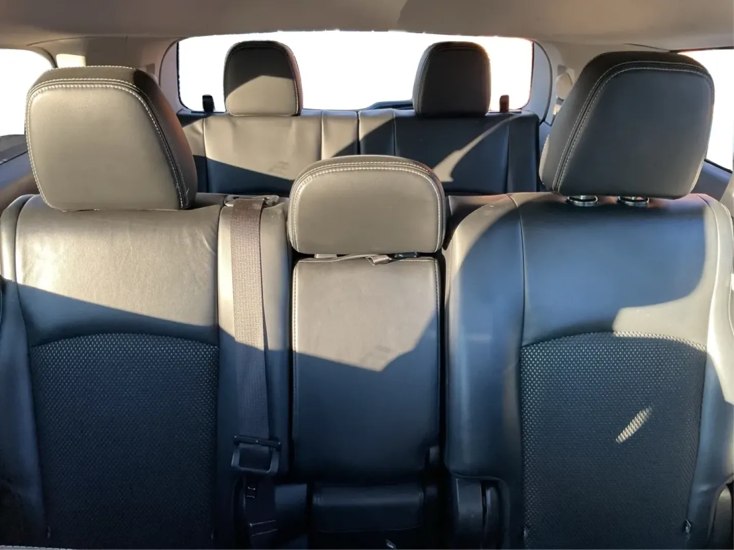 2018 Dodge Journey Crossroad AWD (3C4PDDGG8JT) with an Pentastar 3.6L V-6 DOHC engine, located at 1099 N County Rd 25A, Troy, OH, 45373, (937) 908-9800, 40.057079, -84.212883 - **Discover Your Next Adventure with the 2018 Dodge Journey Crossroad AWD at Advantage Car and Credit!**<br /> <br /> Are you ready to elevate your family's weekend getaways or conquer your daily commute with style and confidence? The 2018 Dodge Journey Crossroad AWD is the perfect vehicle for those - Photo#14