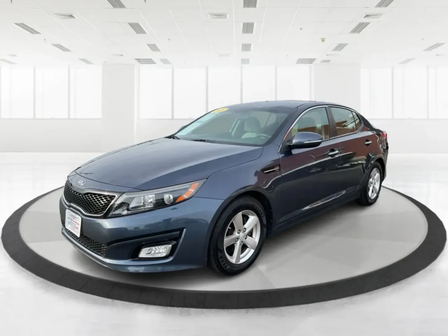 2015 Kia Optima LX (5XXGM4A77FG) with an Theta II 2.4L I-4 gasoline direct injection engine, located at 1099 N County Rd 25A, Troy, OH, 45373, (937) 908-9800, 40.057079, -84.212883 - Are you seeking a reliable and stylish vehicle that's perfect for your daily commute or weekend getaways? Look no further than this outstanding 2015 Kia Optima LX, available now at Advantage Car and Credit in Piqua, OH! This sleek sedan combines functionality and comfort, making it an ideal choice f - Photo#8