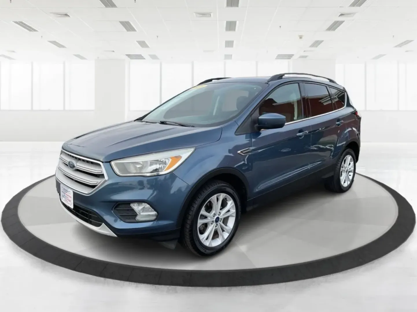 2018 Ford Escape SE (1FMCU0GD7JU) with an Other engine, located at 8750 N County Rd 25A, Piqua, OH, 45356, (937) 908-9800, 40.164391, -84.232513 - **Discover Your Next Adventure with the 2018 Ford Escape SE at Advantage Car and Credit - Piqua!**<br /> <br /> Are you ready to elevate your daily commute or weekend getaways? The 2018 Ford Escape SE is the perfect vehicle for those who crave both style and functionality in their daily lives. Wheth - Photo#8