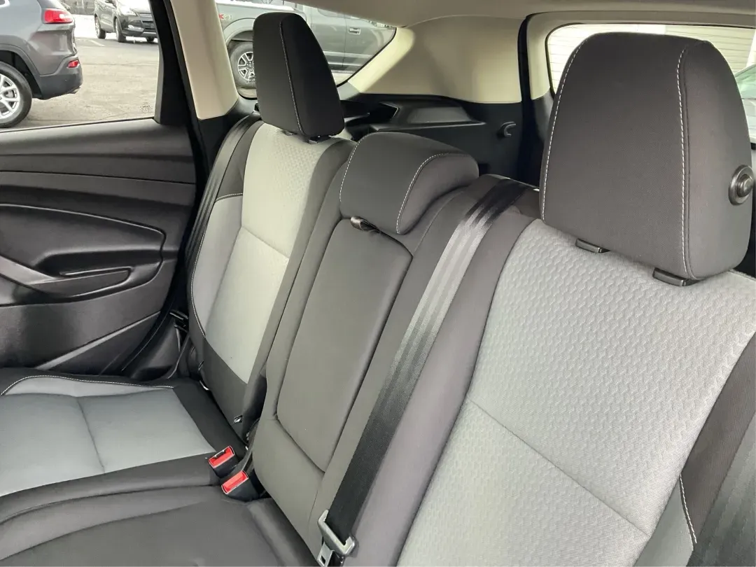 2018 Ford Escape SE (1FMCU0GD7JU) with an Other engine, located at 8750 N County Rd 25A, Piqua, OH, 45356, (937) 908-9800, 40.164391, -84.232513 - **Discover Your Next Adventure with the 2018 Ford Escape SE at Advantage Car and Credit - Piqua!**<br /> <br /> Are you ready to elevate your daily commute or weekend getaways? The 2018 Ford Escape SE is the perfect vehicle for those who crave both style and functionality in their daily lives. Wheth - Photo#10