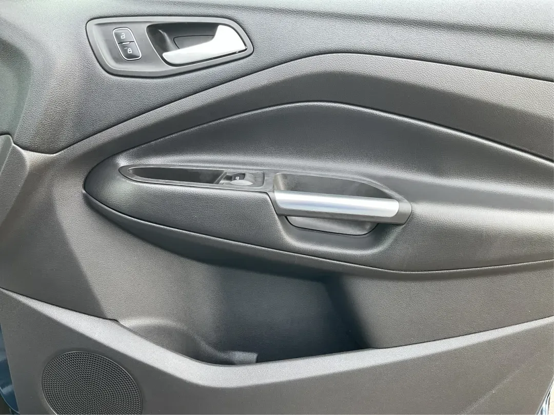 2018 Ford Escape SE (1FMCU0GD7JU) with an Other engine, located at 8750 N County Rd 25A, Piqua, OH, 45356, (937) 908-9800, 40.164391, -84.232513 - **Discover Your Next Adventure with the 2018 Ford Escape SE at Advantage Car and Credit - Piqua!**<br /> <br /> Are you ready to elevate your daily commute or weekend getaways? The 2018 Ford Escape SE is the perfect vehicle for those who crave both style and functionality in their daily lives. Wheth - Photo#20