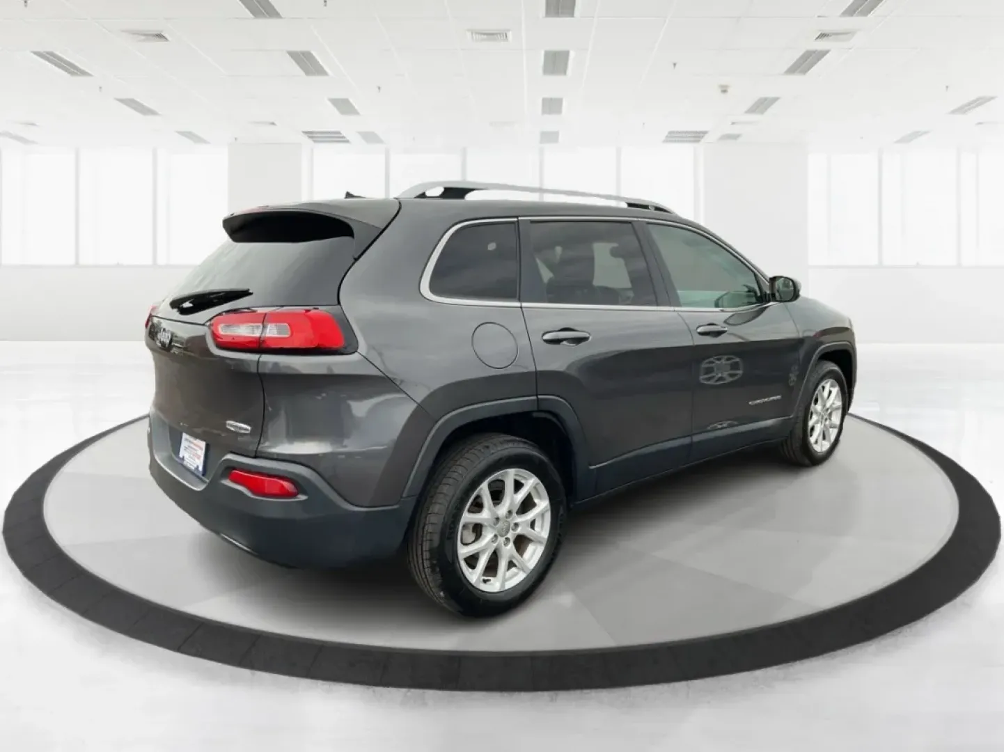 2014 Jeep Cherokee Latitude (1C4PJLCB1EW) with an Other engine, located at 1951 S Dayton Lakeview Rd., New Carlisle, OH, 45344, (937) 908-9800, 39.890999, -84.050255 - **Explore Adventure with the 2014 Jeep Cherokee Latitude at Advantage Car and Credit!**<br /> <br /> Are you ready to elevate your weekend adventures or enhance your daily commute? Look no further than this stunning 2014 Jeep Cherokee Latitude, available now at Advantage Car and Credit in New Carlis - Photo#2