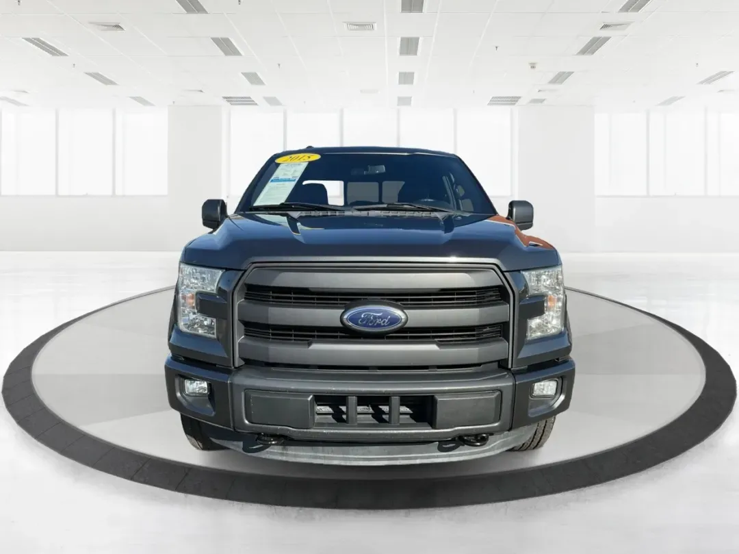 2015 Ford F-150 LARIAT (1FTEX1EPXFF) with an 2.7L V6 DOHC 24V engine, 6-Speed Automatic transmission, located at 401 Woodman Dr, Riverside, OH, 45431, (937) 908-9800, 39.760899, -84.123421 - **Discover Adventure with the 2015 Ford F-150 LARIAT at Advantage Car and Credit - Moraine!**<br /> <br /> Are you ready to elevate your lifestyle and take on new adventures? Imagine the freedom of hitting the open road, whether it's for weekend camping trips, hauling gear for your favorite hobbies, - Photo#7