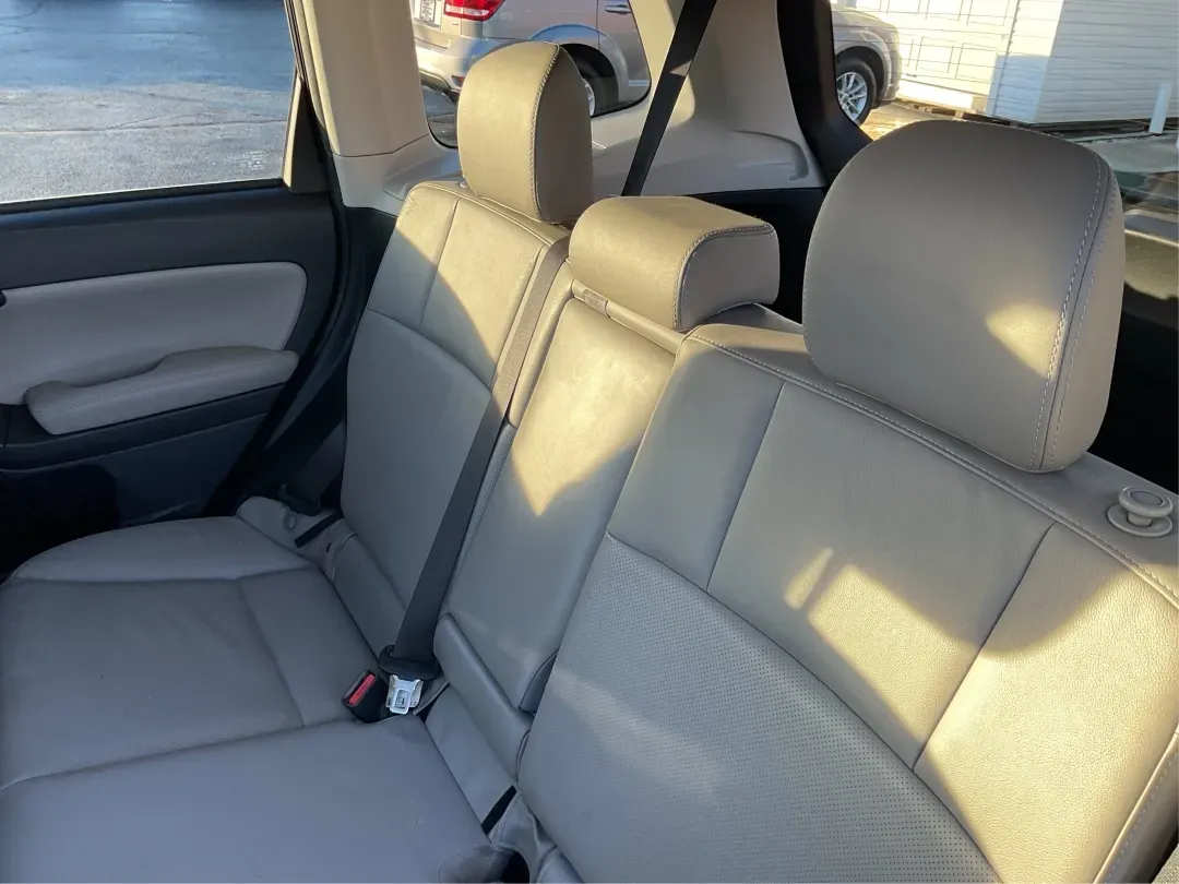 2015 Subaru Forester 2.5i Limited (JF2SJAHC5FH) with an 2.5L H-4 DOHC engine, located at 1230 East Main St, Xenia, OH, 45385, (937) 908-9800, 39.688026, -83.910172 - Looking for a reliable vehicle that can seamlessly transition from daily commutes to weekend adventures? Look no further than the 2015 Subaru Forester 2.5i Limited, available now at Advantage Car and Credit in Xenia, OH. This versatile SUV is perfect for growing families, outdoor enthusiasts, and an - Photo#9