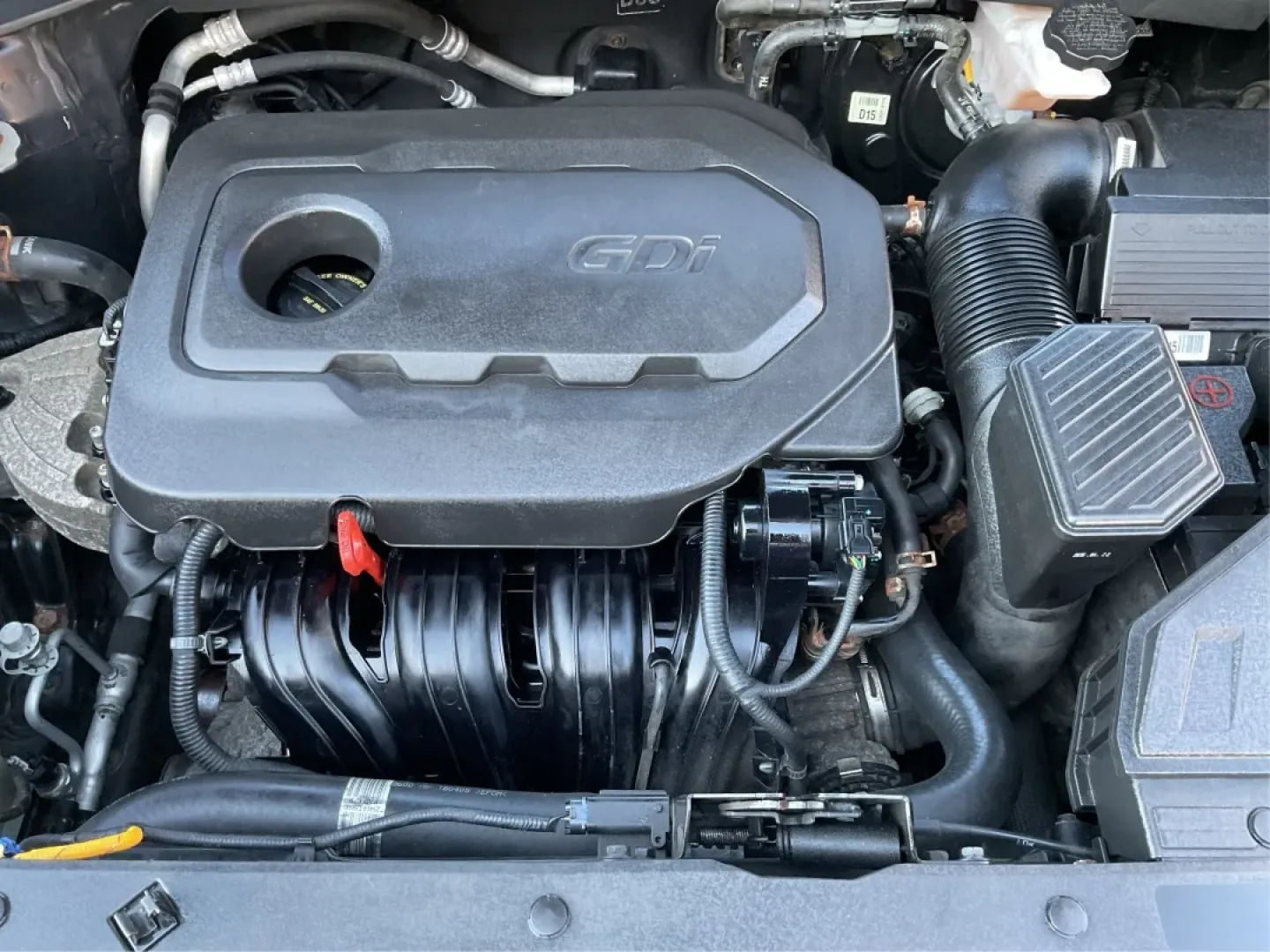 2017 Kia Sportage LX (KNDPMCACXH7) with an Theta II 2.4L I-4 gasoline direct injection engine, located at 1951 S Dayton Lakeview Rd., New Carlisle, OH, 45344, (937) 908-9800, 39.890999, -84.050255 - **Adventure Awaits with the 2017 Kia Sportage LX Perfect for Your Next Family Road Trip!**<br /> <br /> Looking for a reliable, stylish, and versatile vehicle that's ideal for everything from family outings to weekend getaways? Look no further than the 2017 Kia Sportage LX, available now at Advanta - Photo#4