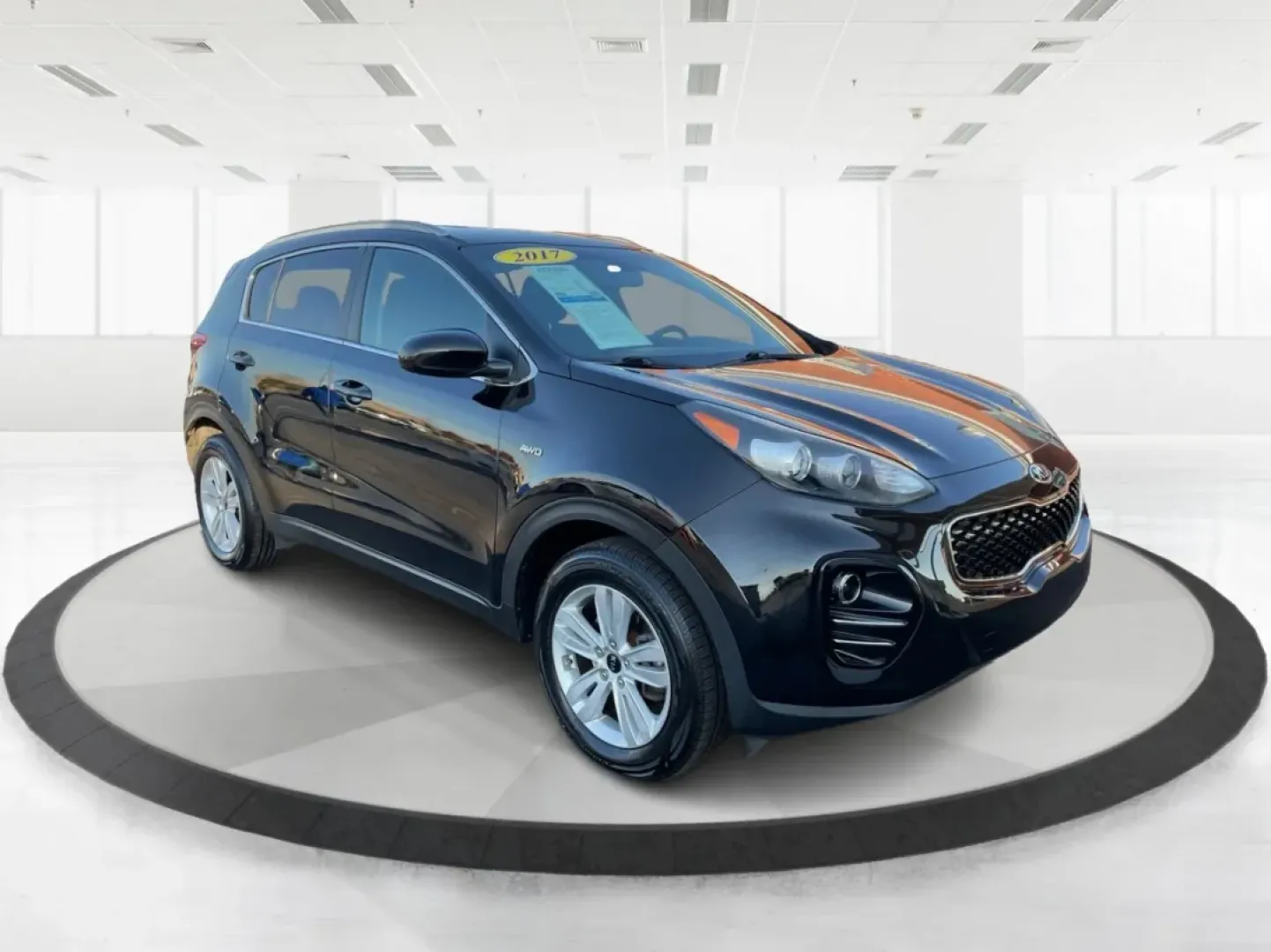 2017 Kia Sportage LX (KNDPMCACXH7) with an Theta II 2.4L I-4 gasoline direct injection engine, located at 1951 S Dayton Lakeview Rd., New Carlisle, OH, 45344, (937) 908-9800, 39.890999, -84.050255 - **Adventure Awaits with the 2017 Kia Sportage LX Perfect for Your Next Family Road Trip!**<br /> <br /> Looking for a reliable, stylish, and versatile vehicle that's ideal for everything from family outings to weekend getaways? Look no further than the 2017 Kia Sportage LX, available now at Advanta - Photo#12
