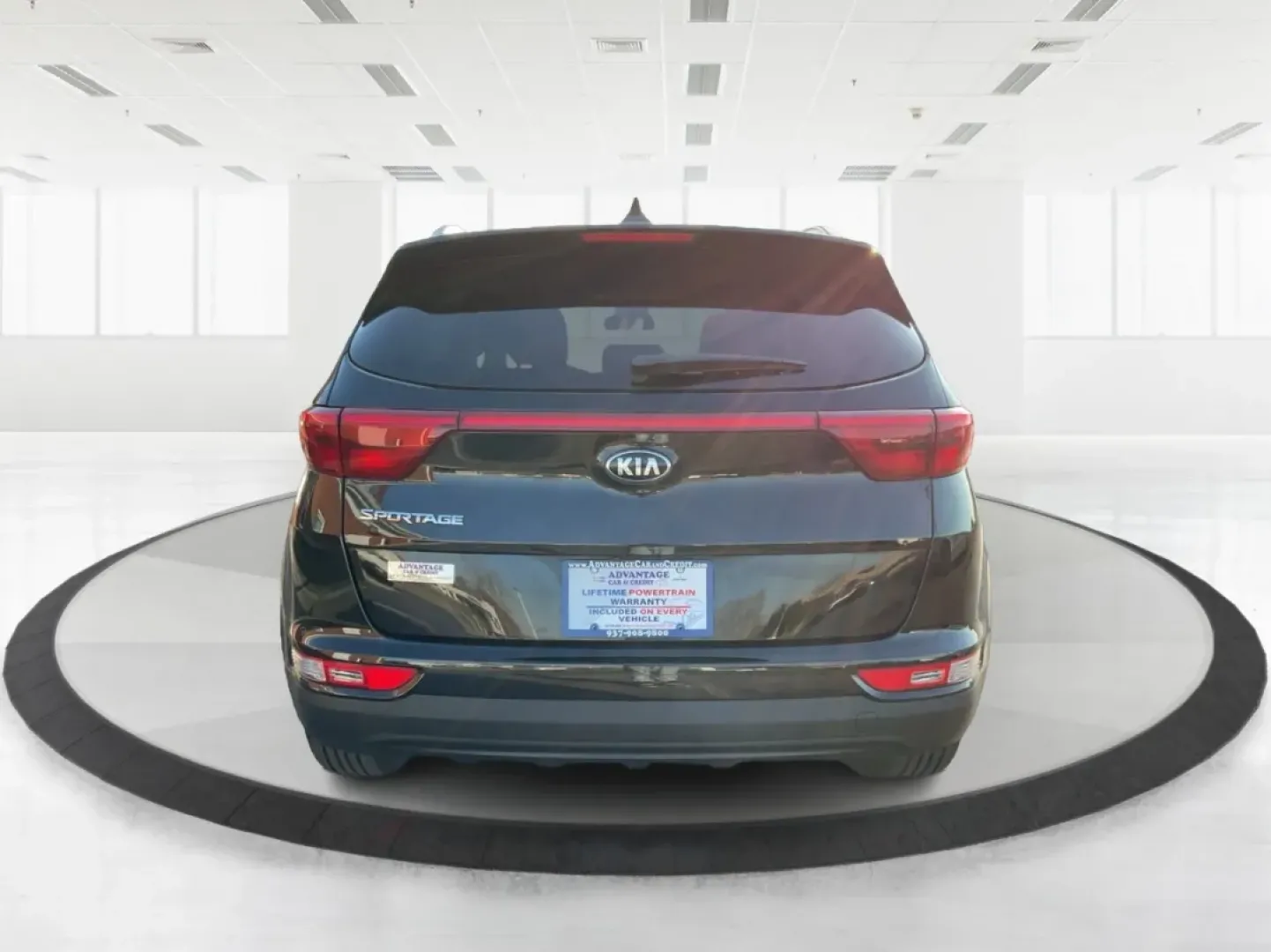 2017 Kia Sportage LX (KNDPMCACXH7) with an Theta II 2.4L I-4 gasoline direct injection engine, located at 1951 S Dayton Lakeview Rd., New Carlisle, OH, 45344, (937) 908-9800, 39.890999, -84.050255 - **Adventure Awaits with the 2017 Kia Sportage LX Perfect for Your Next Family Road Trip!**<br /> <br /> Looking for a reliable, stylish, and versatile vehicle that's ideal for everything from family outings to weekend getaways? Look no further than the 2017 Kia Sportage LX, available now at Advanta - Photo#15