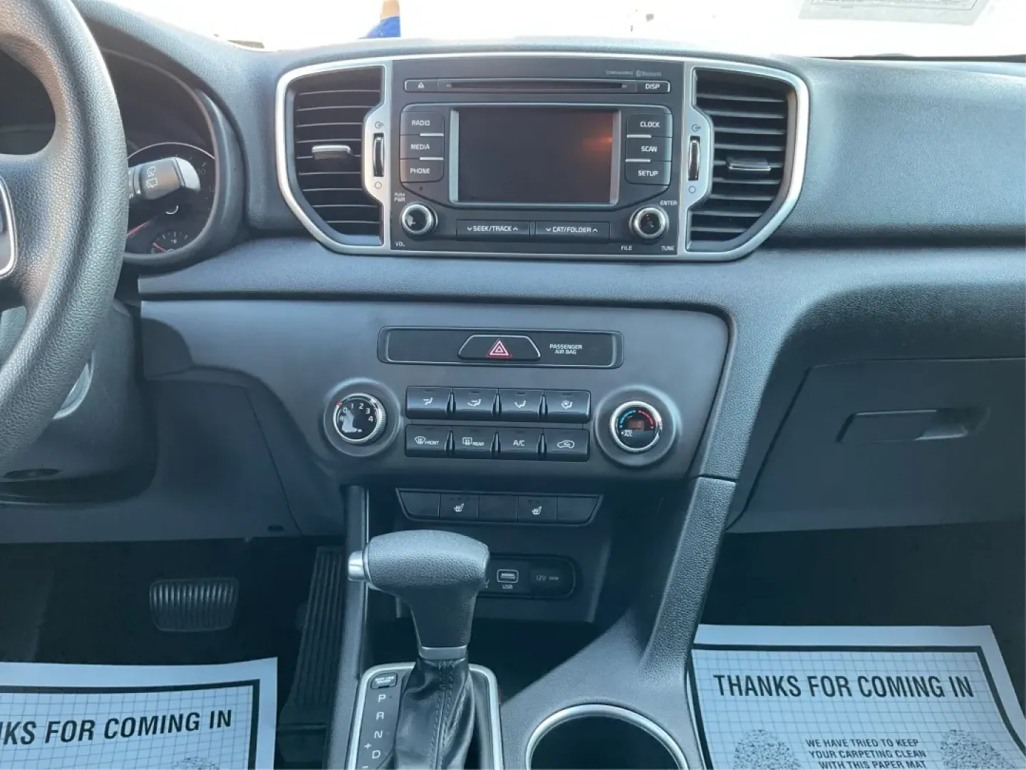 2017 Kia Sportage LX (KNDPMCACXH7) with an Theta II 2.4L I-4 gasoline direct injection engine, located at 4508 South Dixie Dr, Moraine, OH, 45439, (937) 908-9800, 39.689976, -84.218452 - **Adventure Awaits with the 2017 Kia Sportage LX Perfect for Your Next Family Road Trip!**<br /> <br /> Looking for a reliable, stylish, and versatile vehicle that's ideal for everything from family outings to weekend getaways? Look no further than the 2017 Kia Sportage LX, available now at Advanta - Photo#13