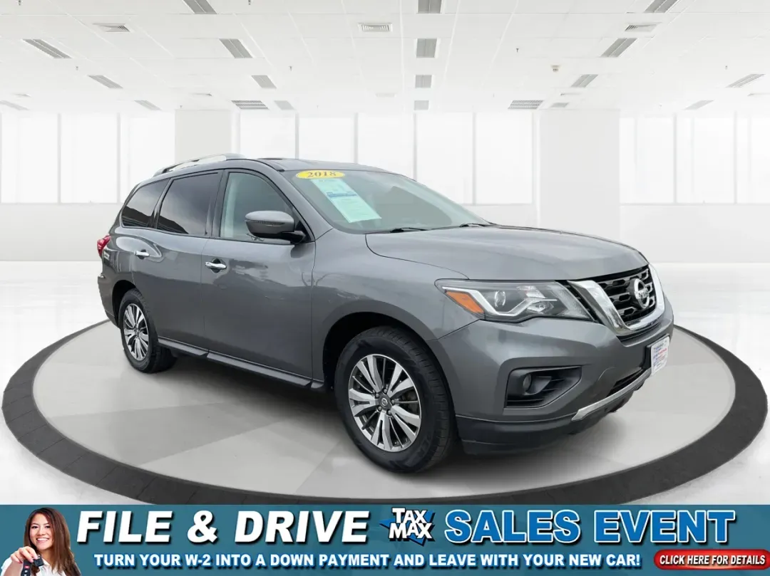 2018 Nissan Pathfinder SV (5N1DR2MM1JC) with an 3.5L V-6 gasoline direct injection engine, located at 880 E. National Road, Vandalia, OH, 45377, (937) 908-9800, 39.891918, -84.183594 - Are you ready to elevate your family adventures or weekend getaways? Look no further than the 2018 Nissan Pathfinder SV, available now at Advantage Car and Credit in Vandalia, OH. Perfectly designed for growing families, this spacious SUV is not only a reliable daily driver but also an ideal compani - Photo#0